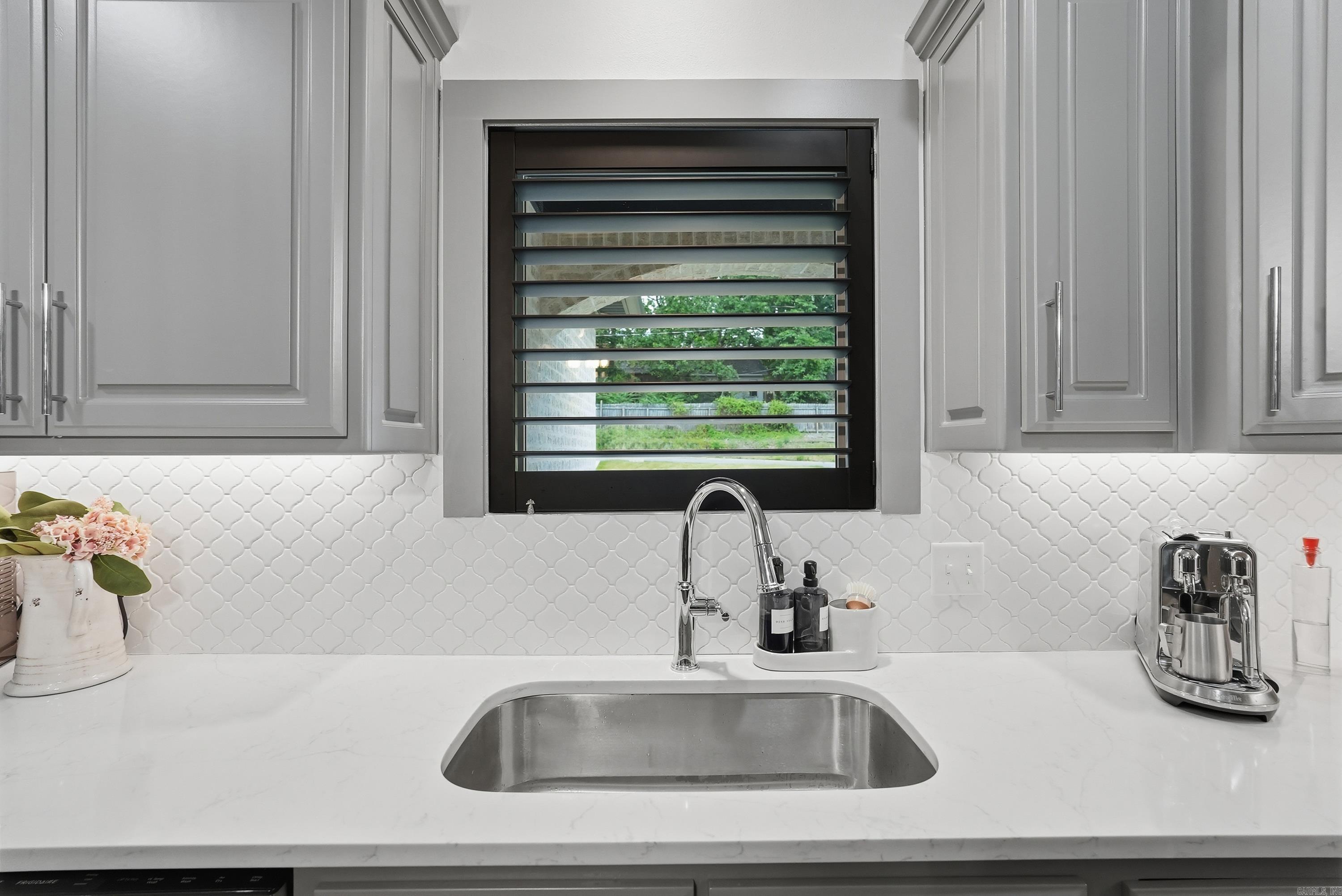GIBRALTER HGTS - Residential