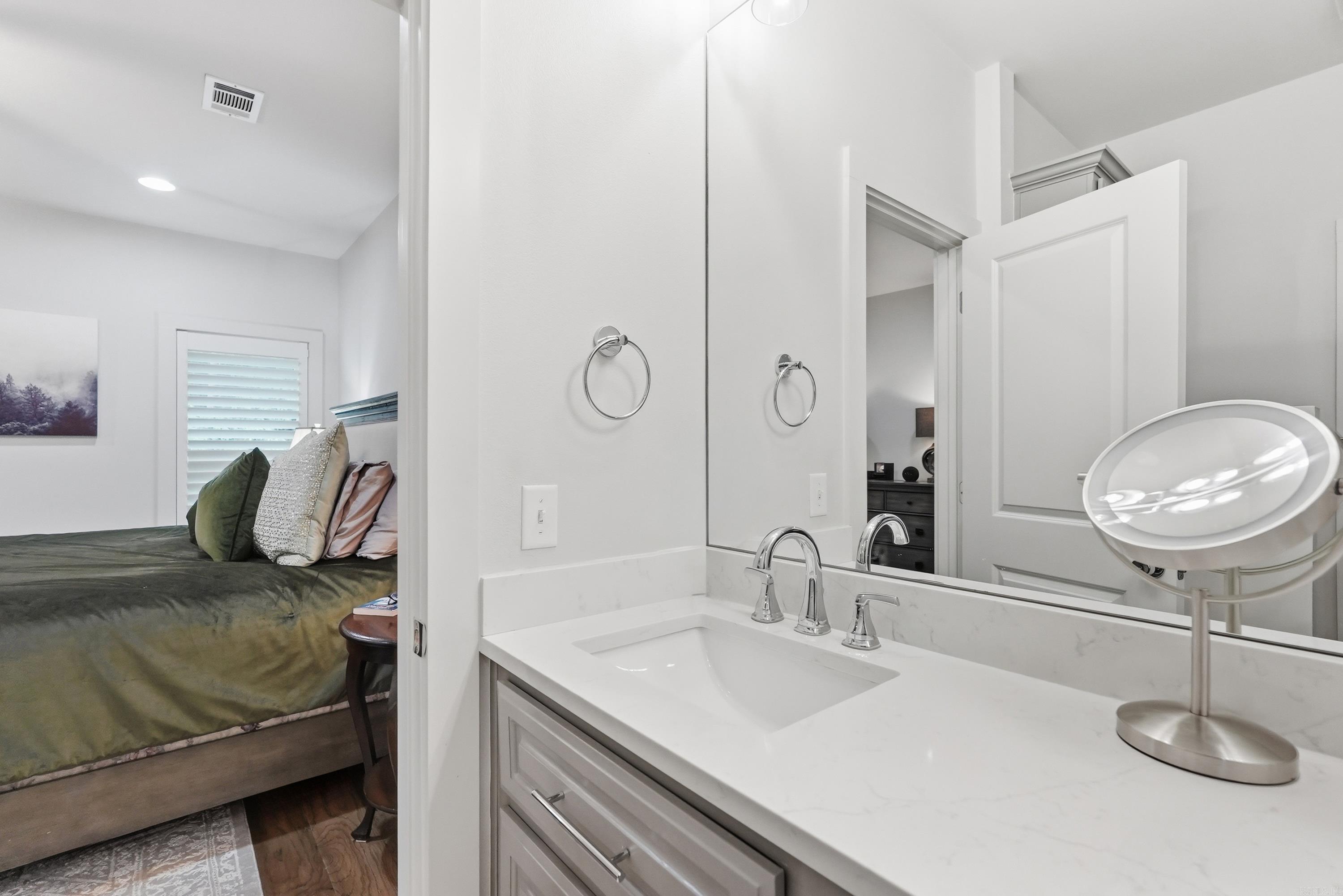 GIBRALTER HGTS - Residential