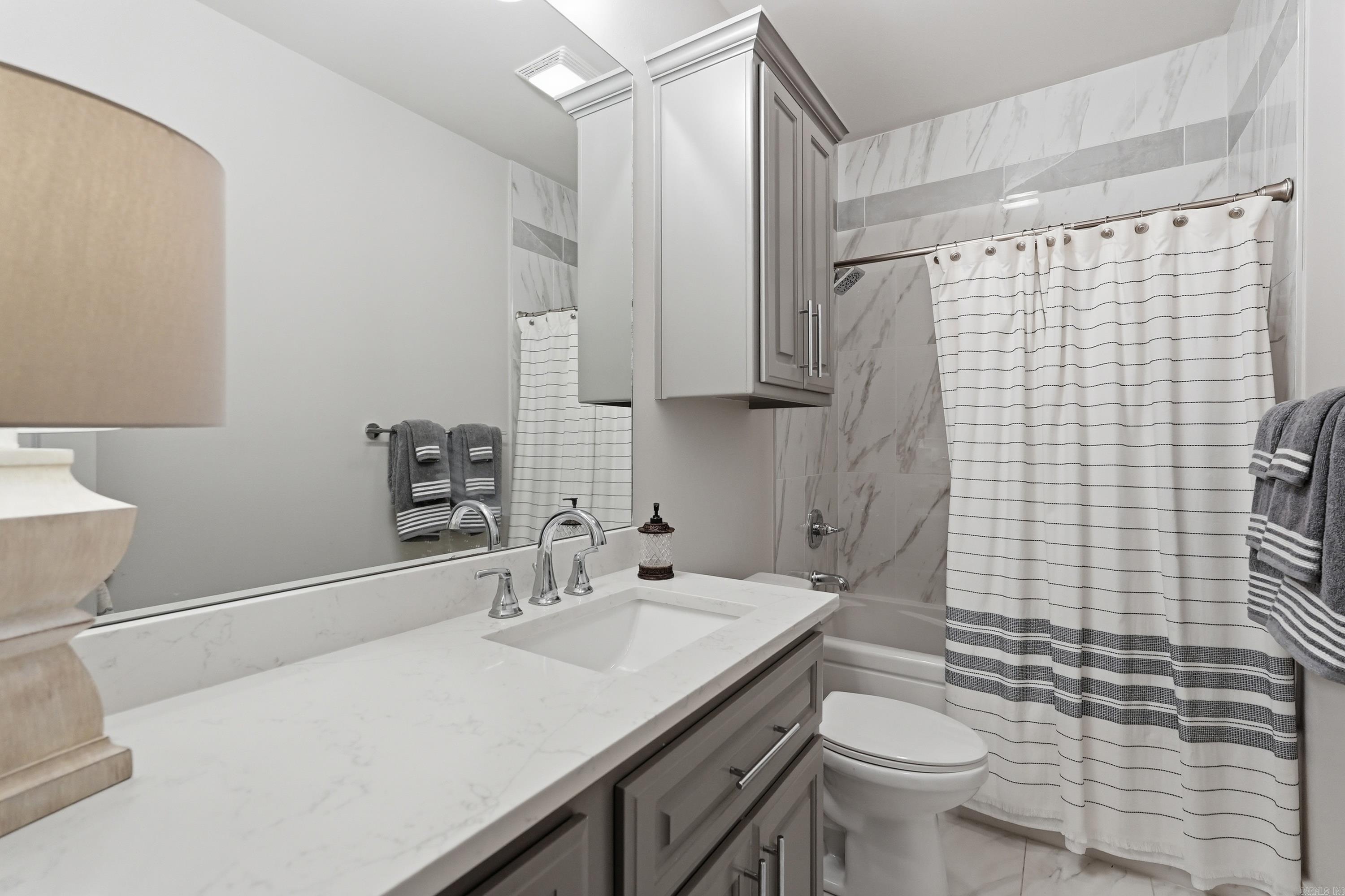 GIBRALTER HGTS - Residential