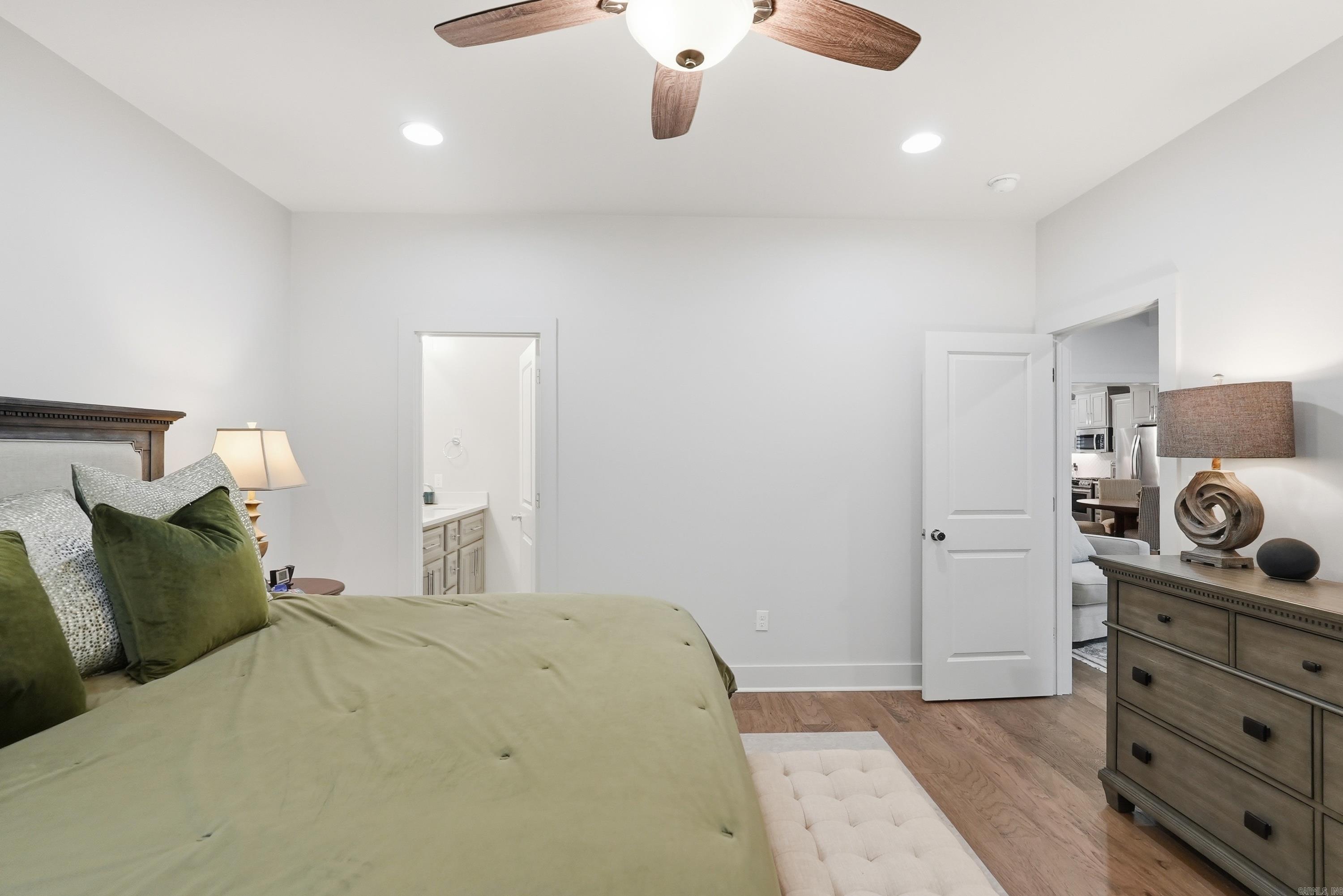 GIBRALTER HGTS - Residential