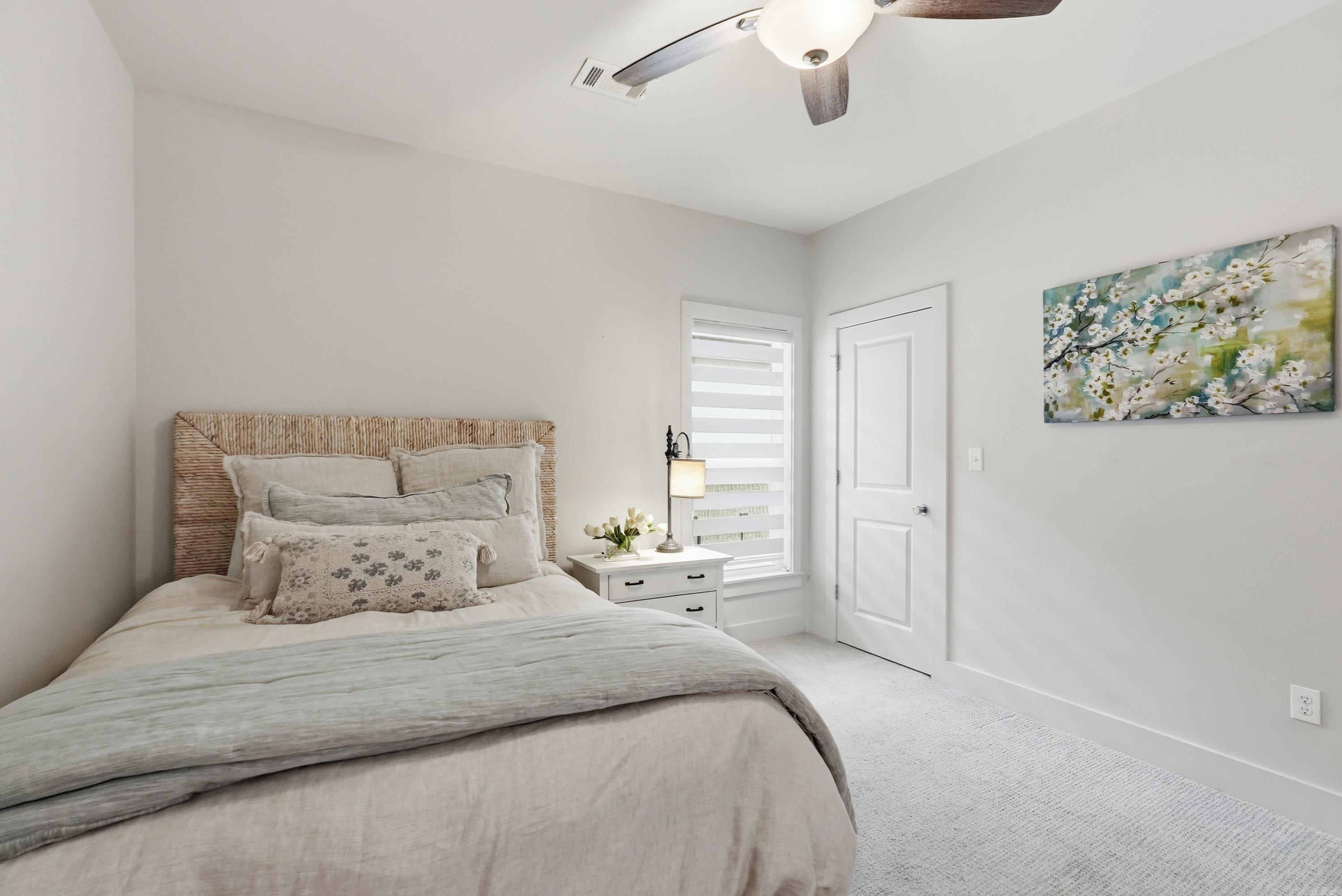 GIBRALTER HGTS - Residential