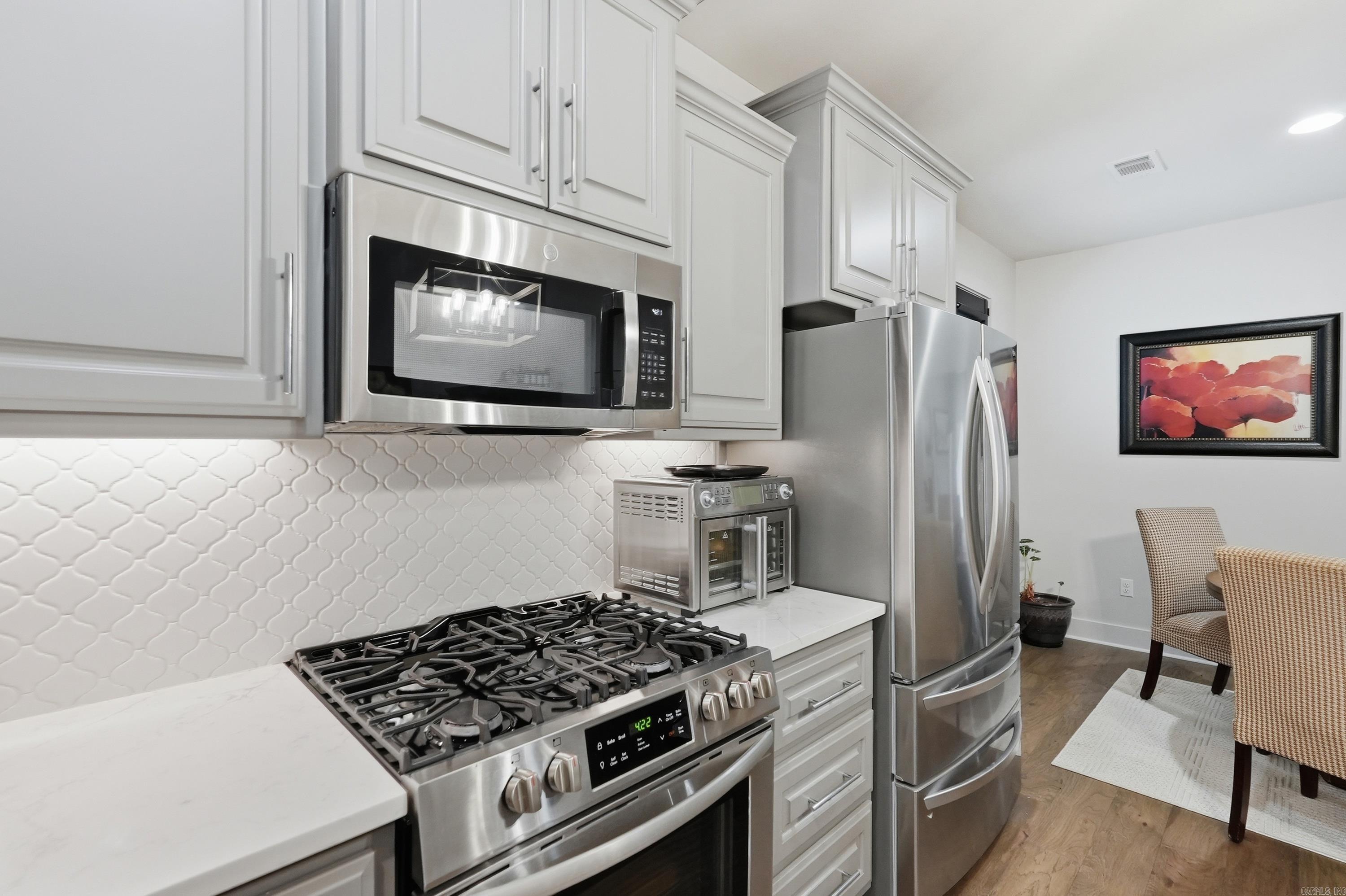 GIBRALTER HGTS - Residential