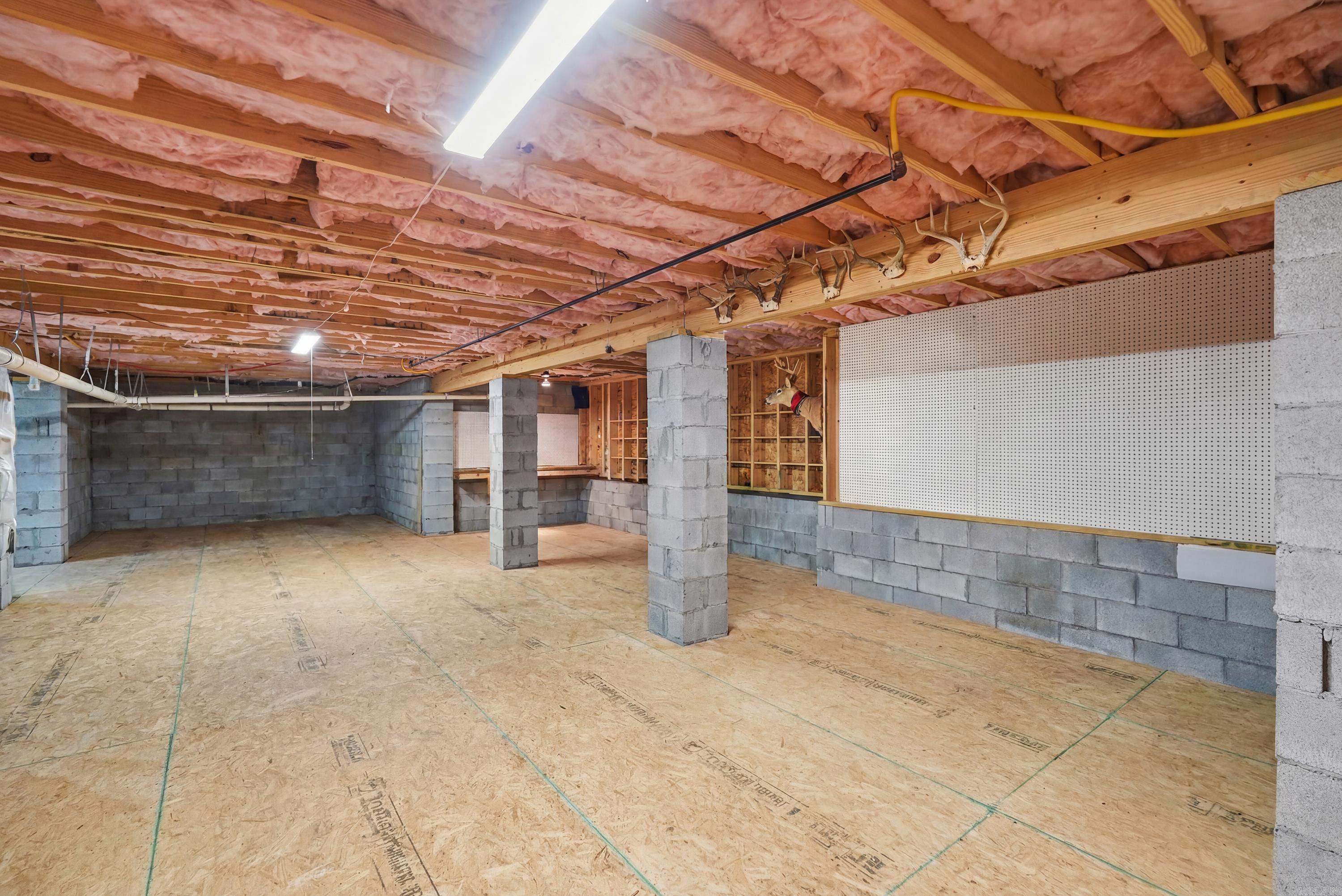 GIBRALTER HGTS - Residential