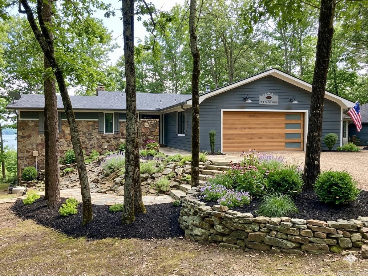 INDIAN HILLS - Residential