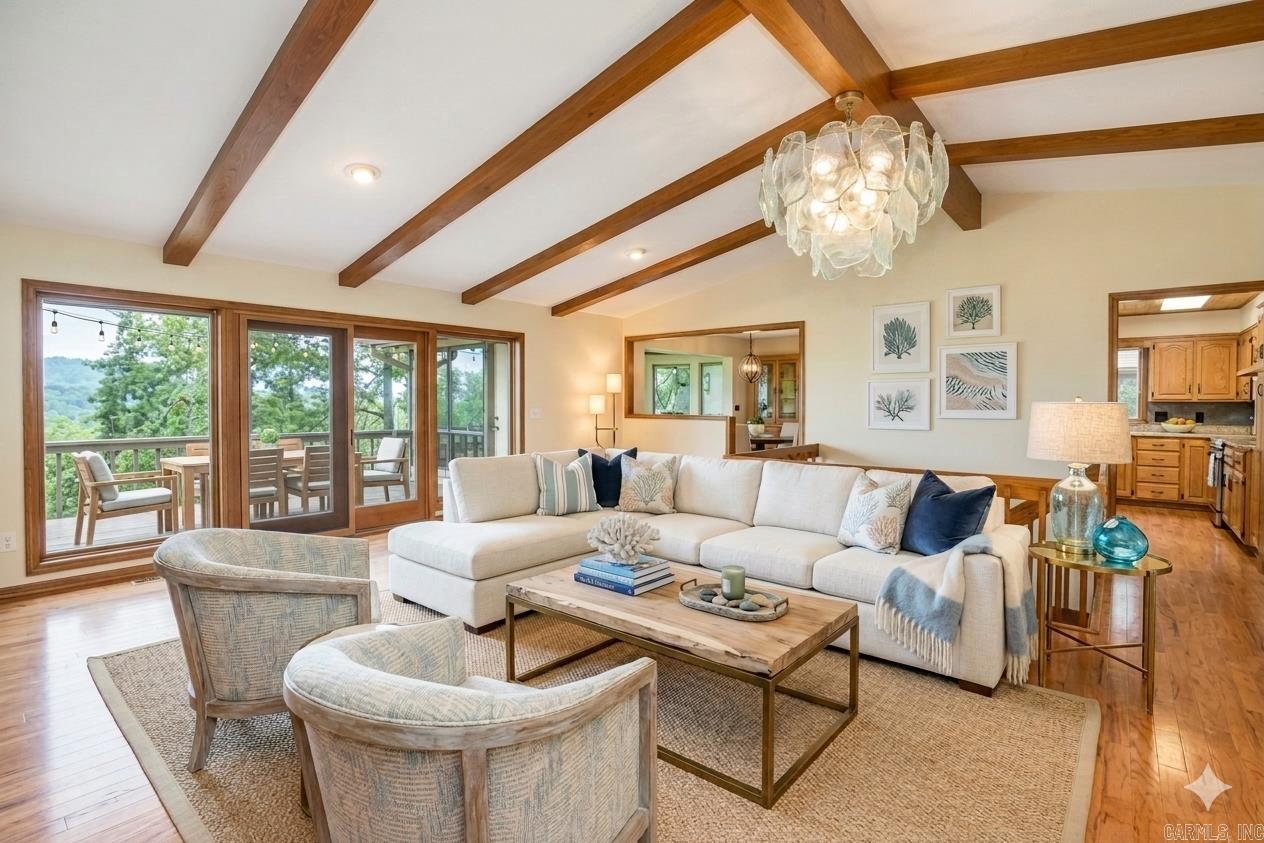 INDIAN HILLS - Residential