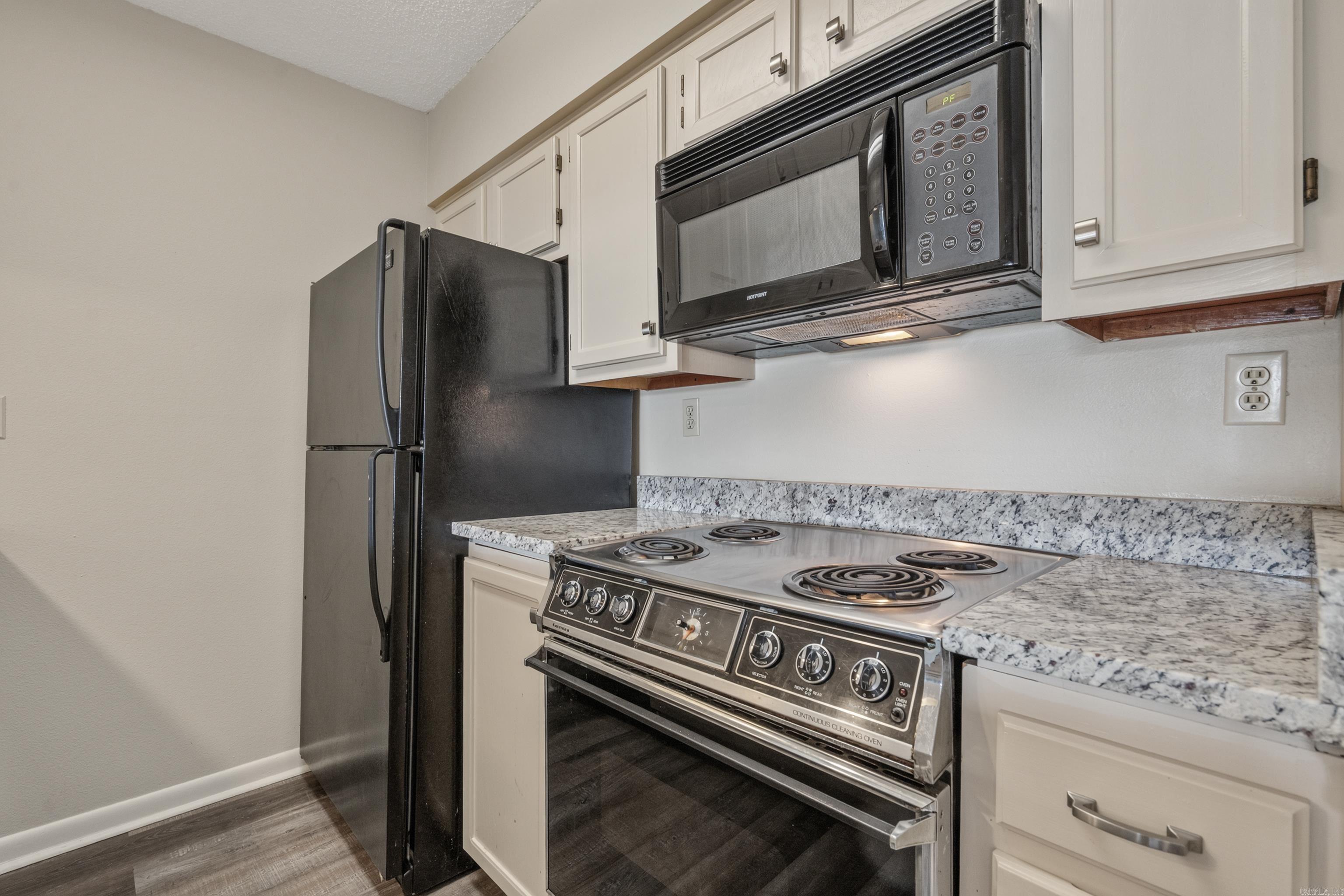 EMERALD ISLE HPR - Residential