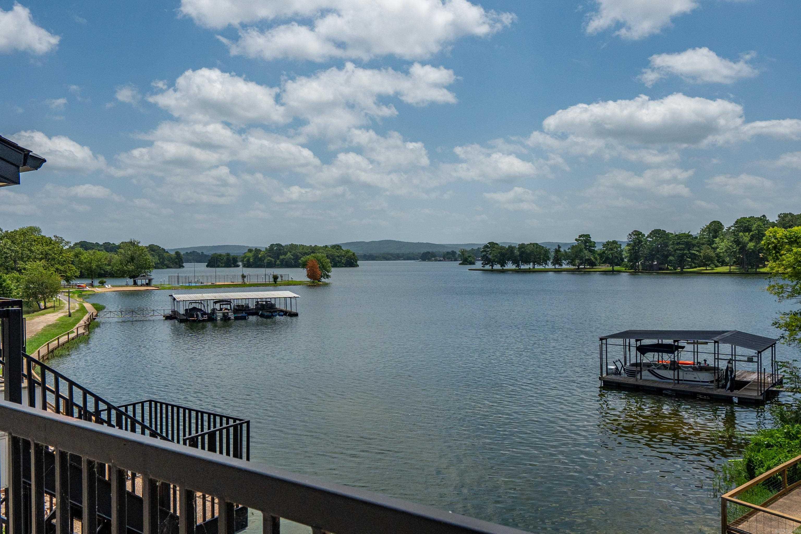 EMERALD ISLE HPR - Residential