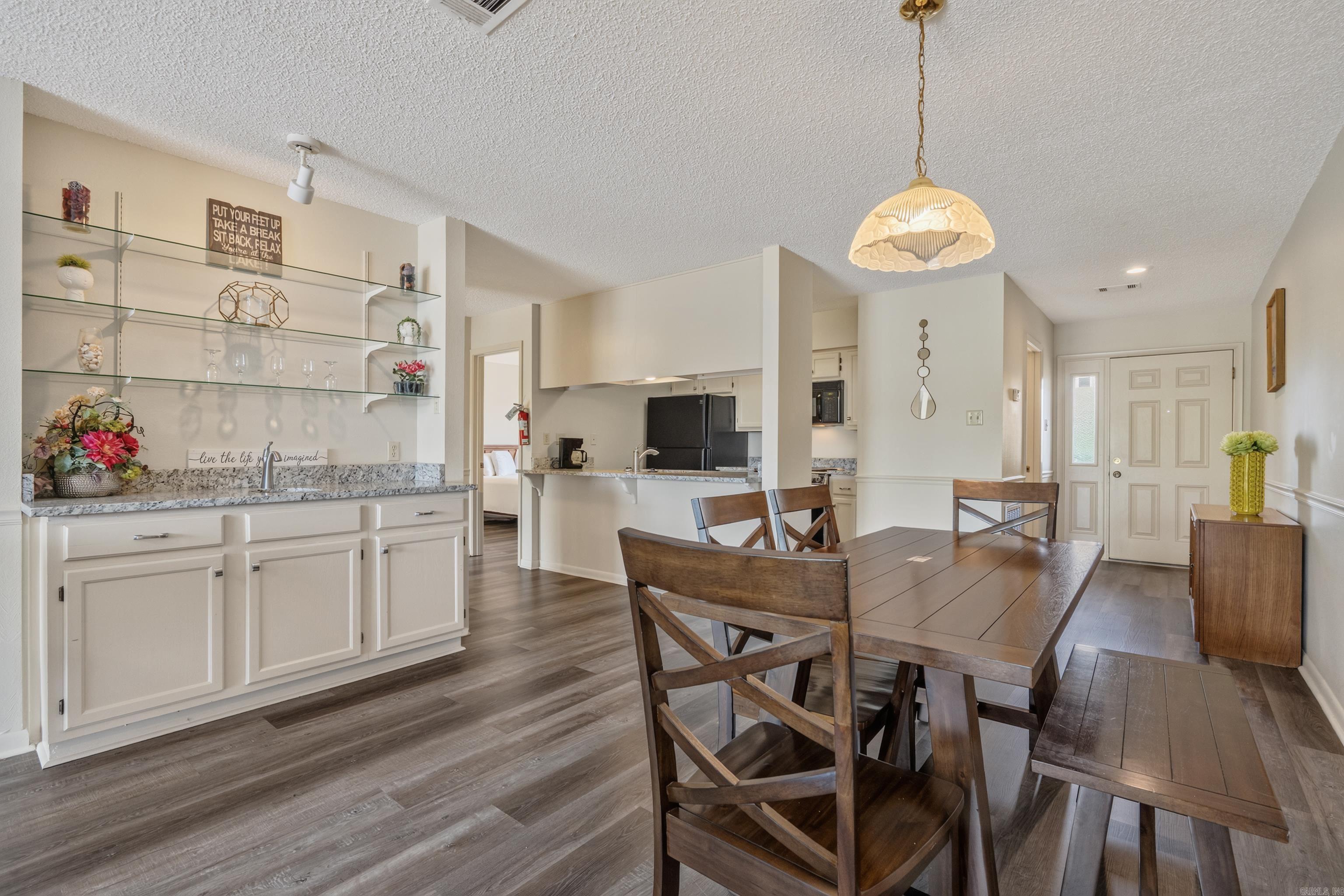 EMERALD ISLE HPR - Residential