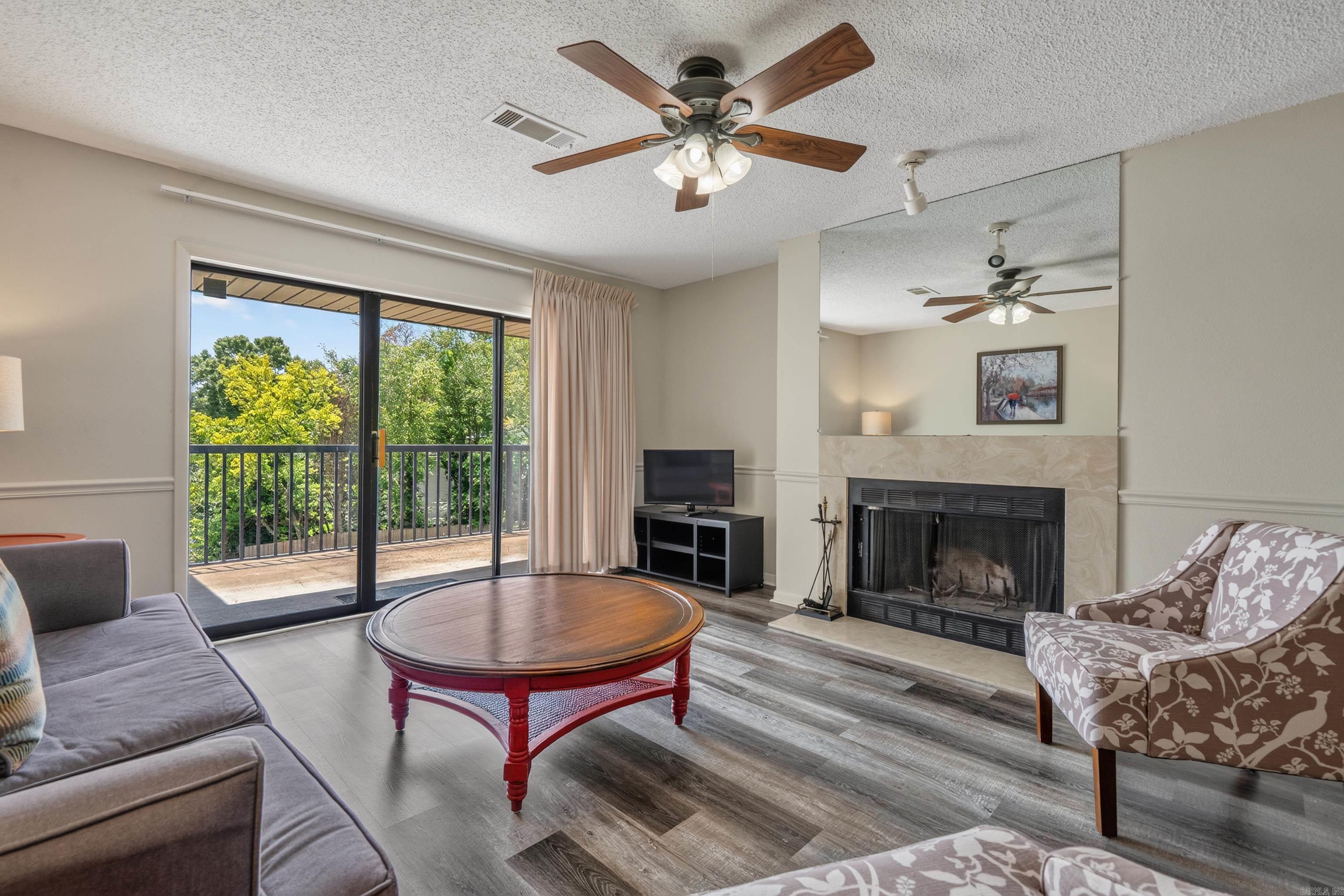 EMERALD ISLE HPR - Residential