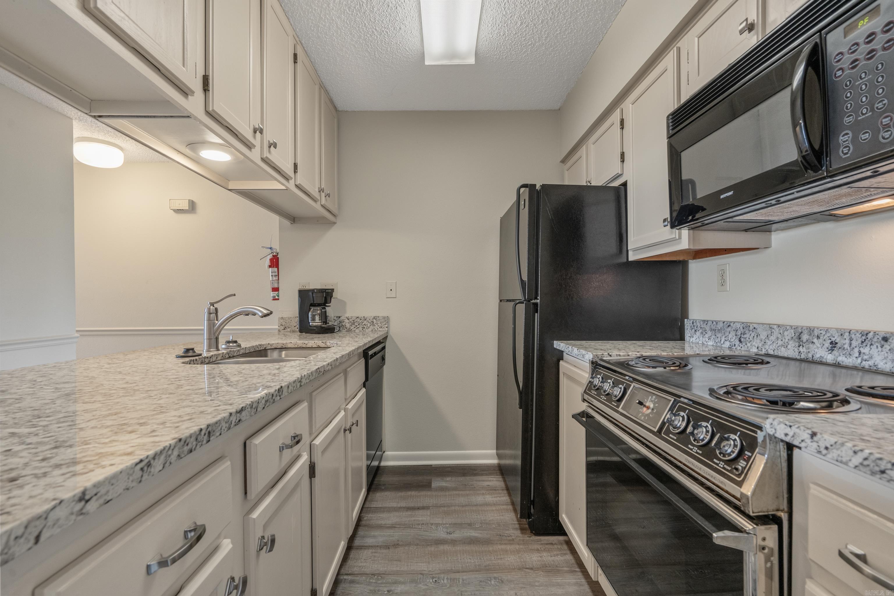 EMERALD ISLE HPR - Residential