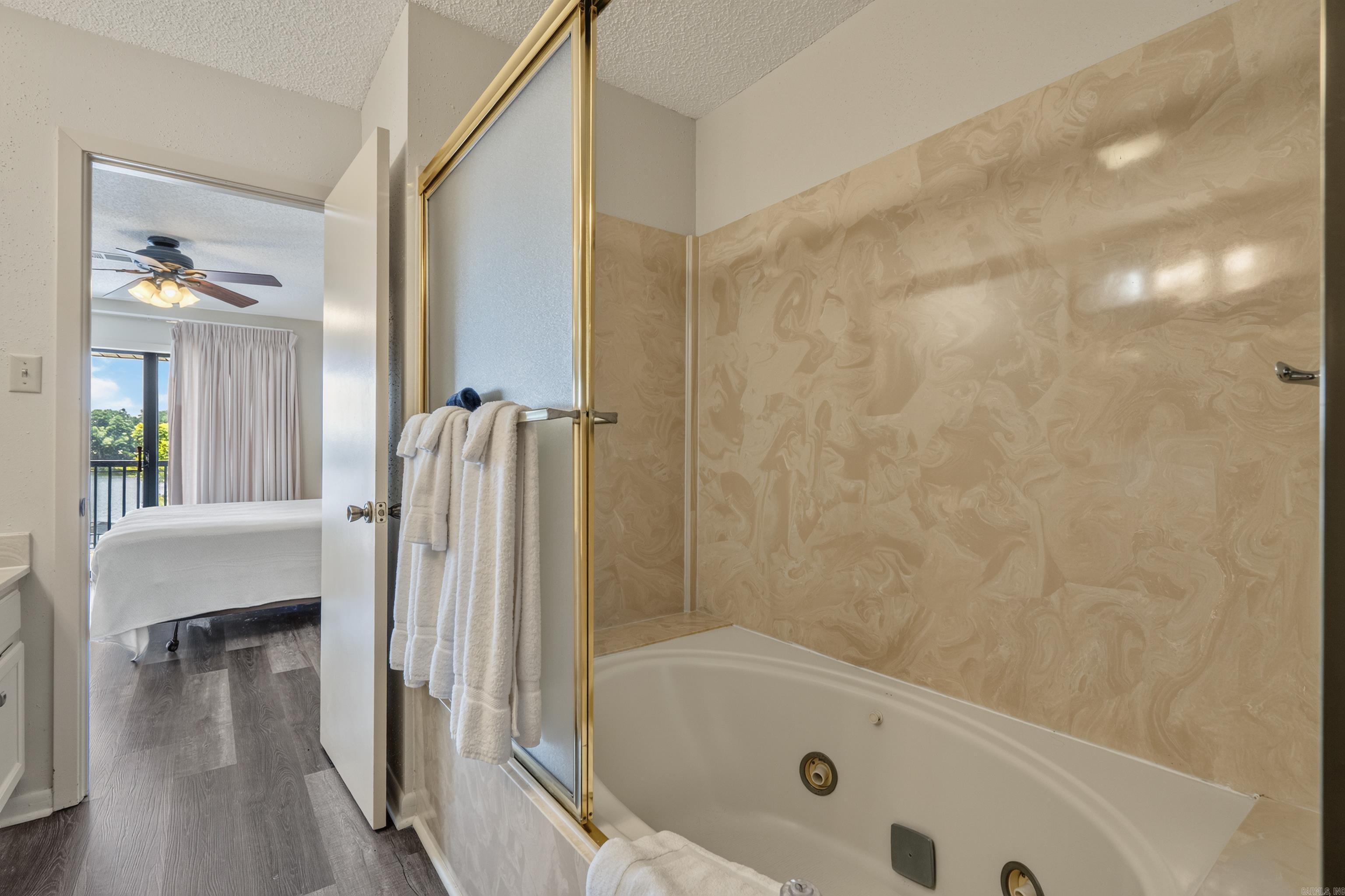 EMERALD ISLE HPR - Residential
