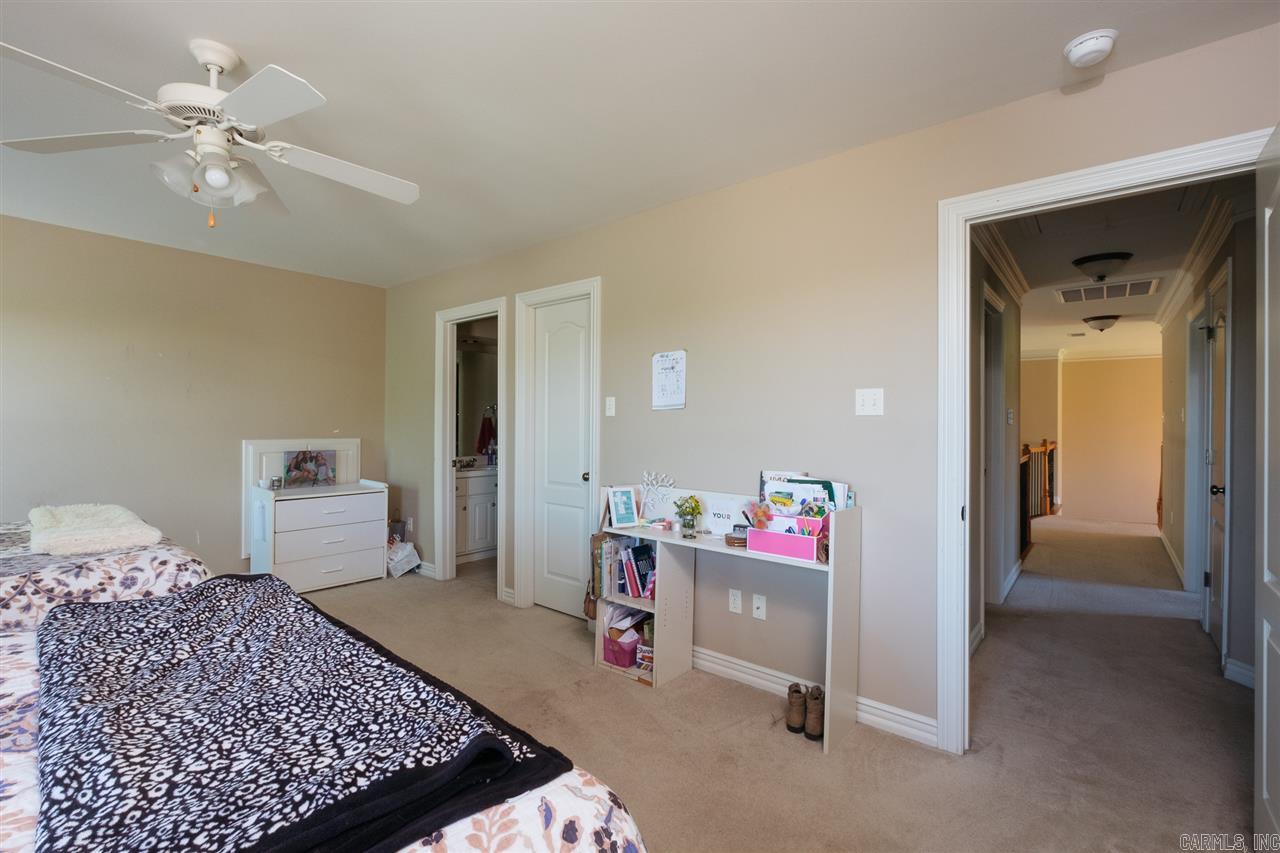 CHENAL VALLEY CHALLAIN PLACE - Residential