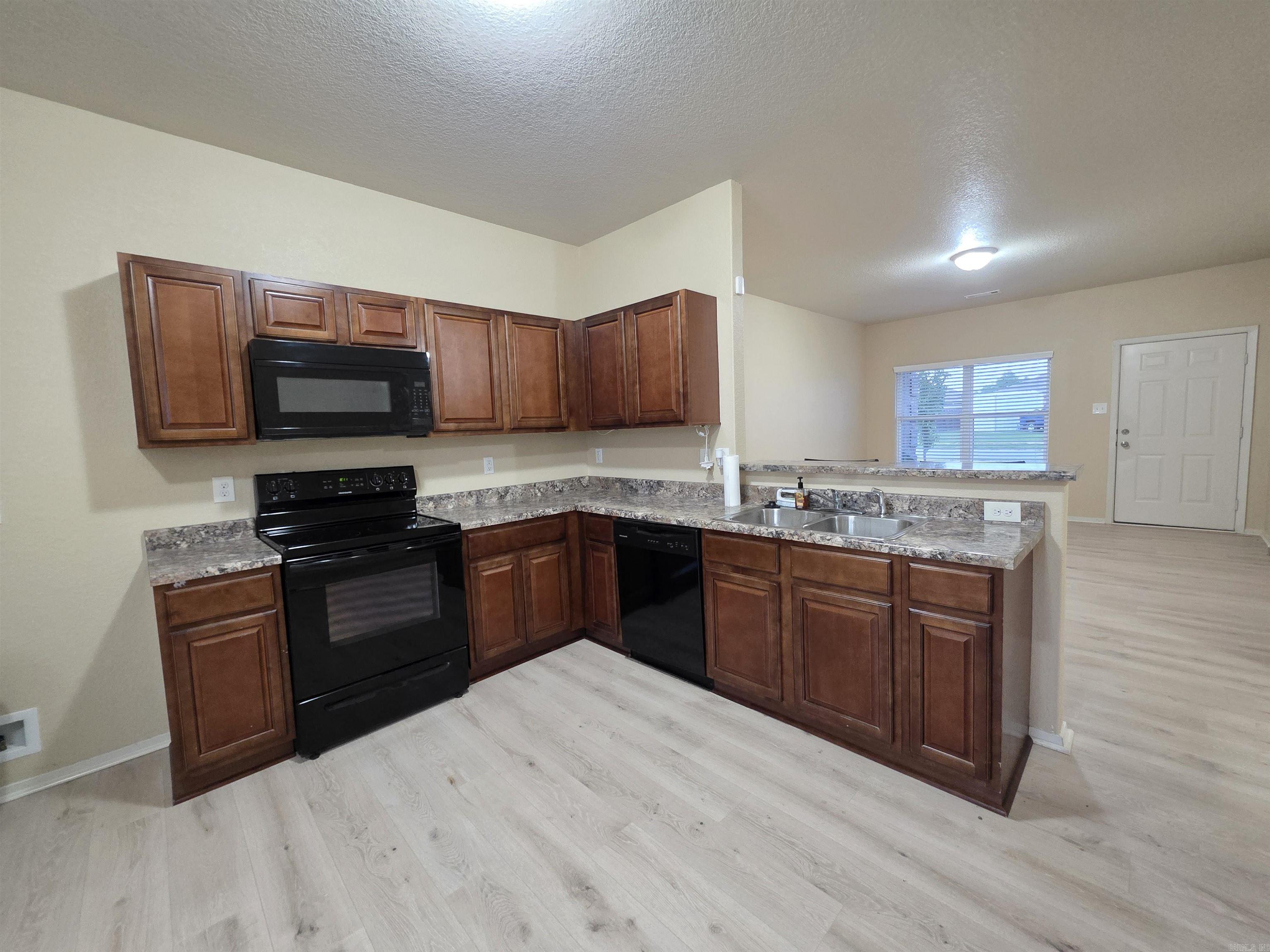 Faulkner Crossing - Residential