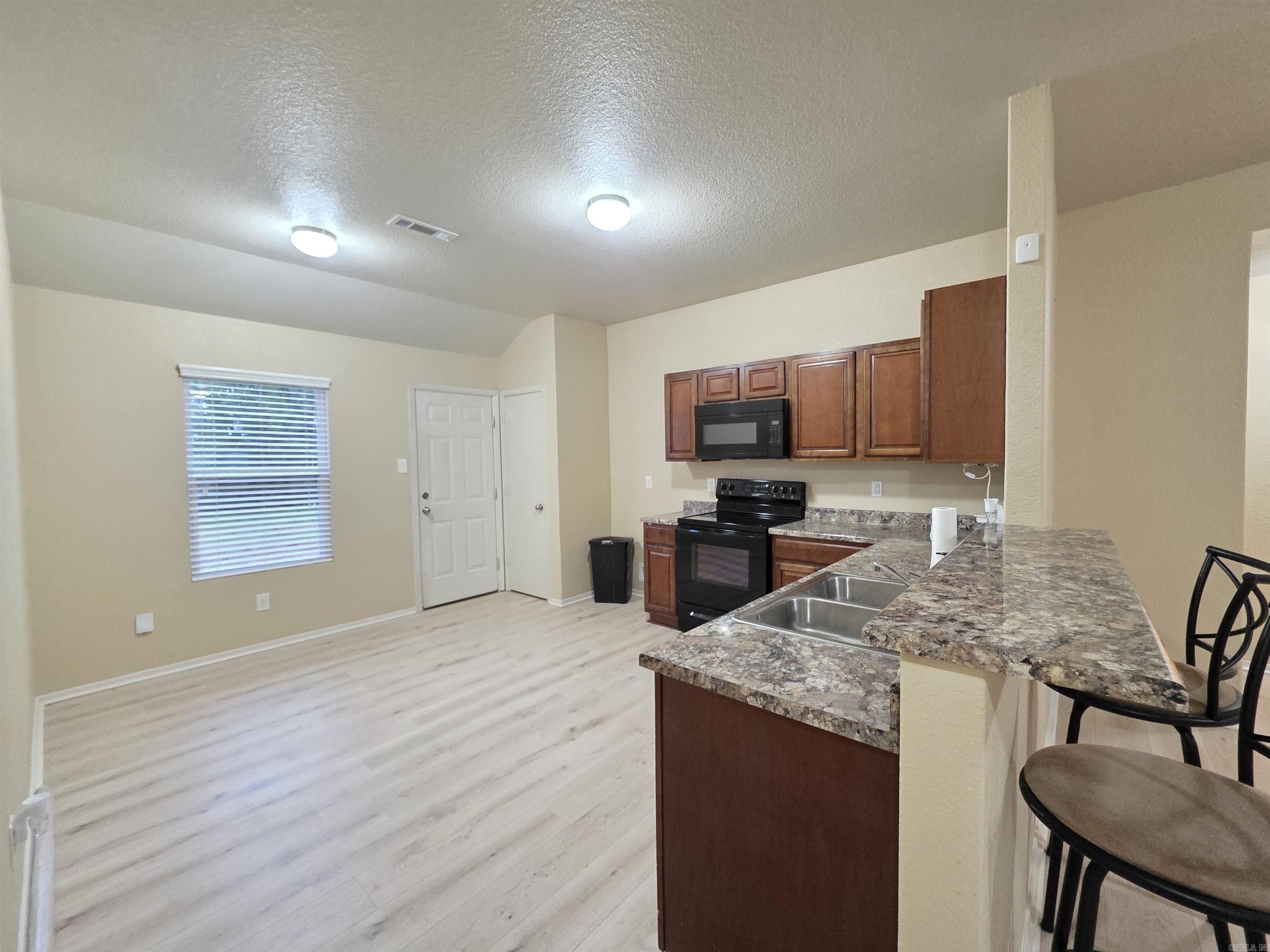 Faulkner Crossing - Residential