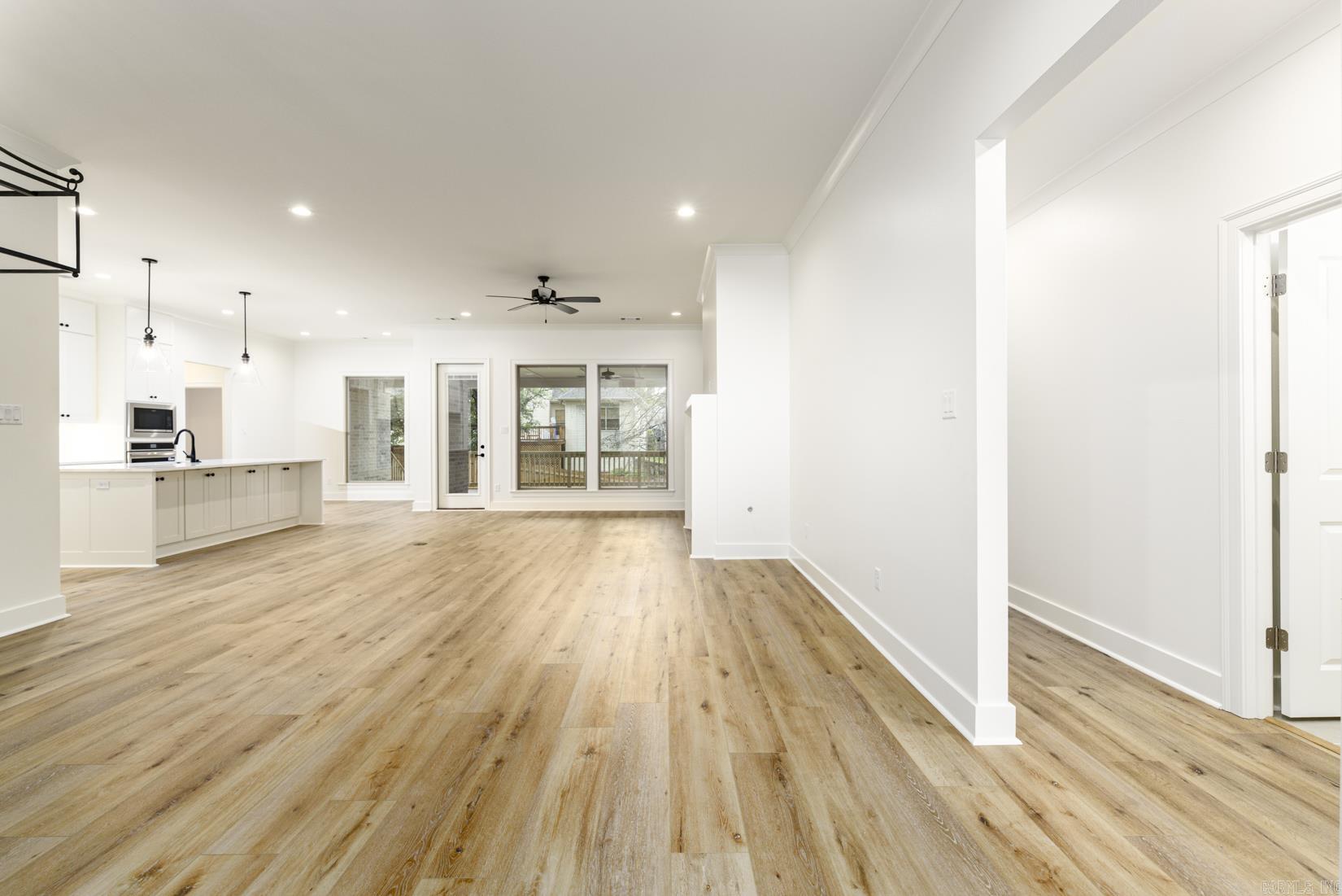 CHENAL VALLEY DUQUESNE COMMUNITY - Residential