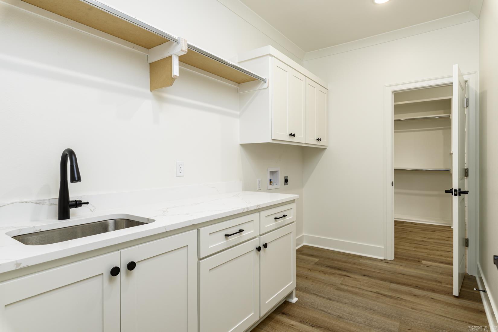CHENAL VALLEY DUQUESNE COMMUNITY - Residential
