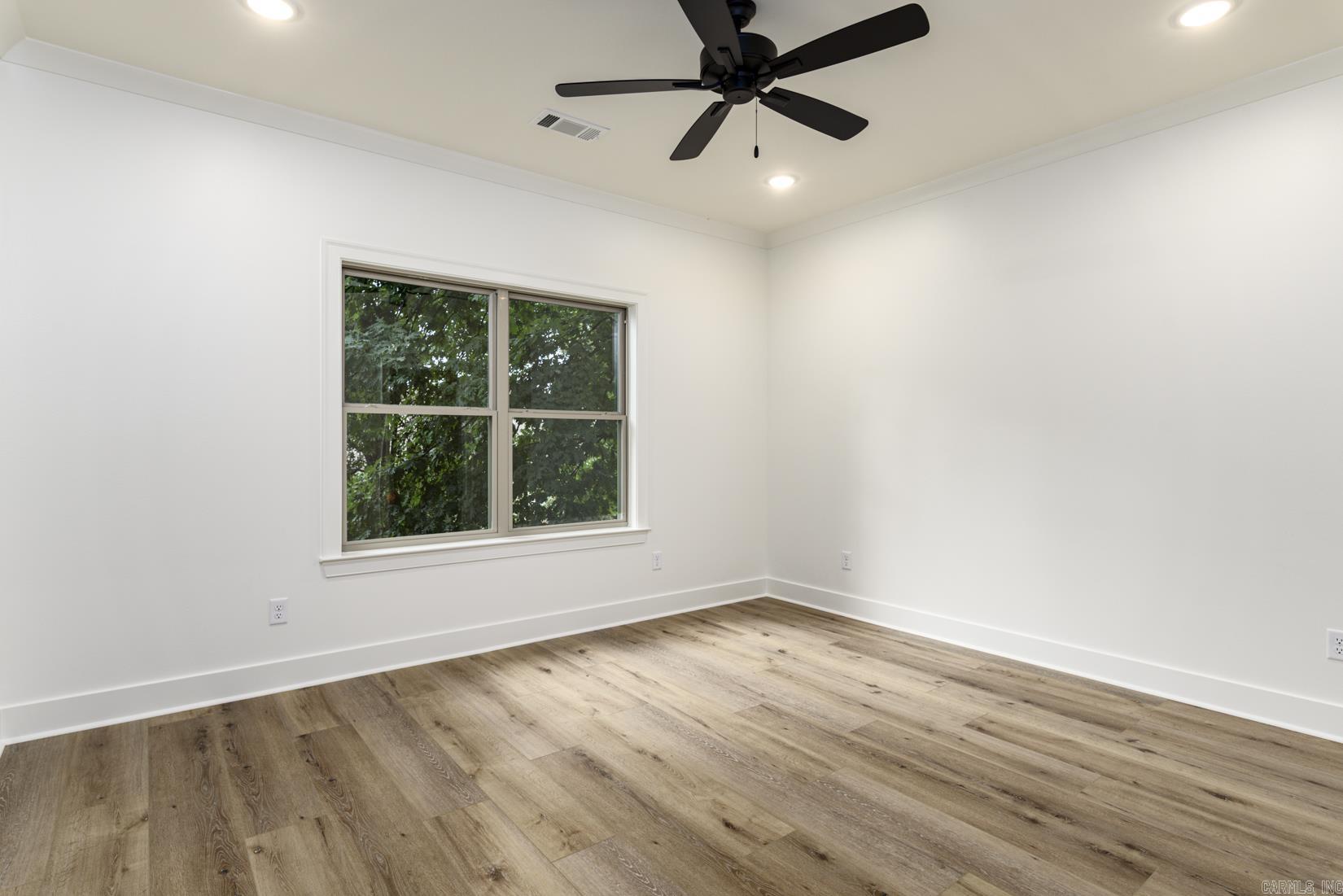 CHENAL VALLEY DUQUESNE COMMUNITY - Residential