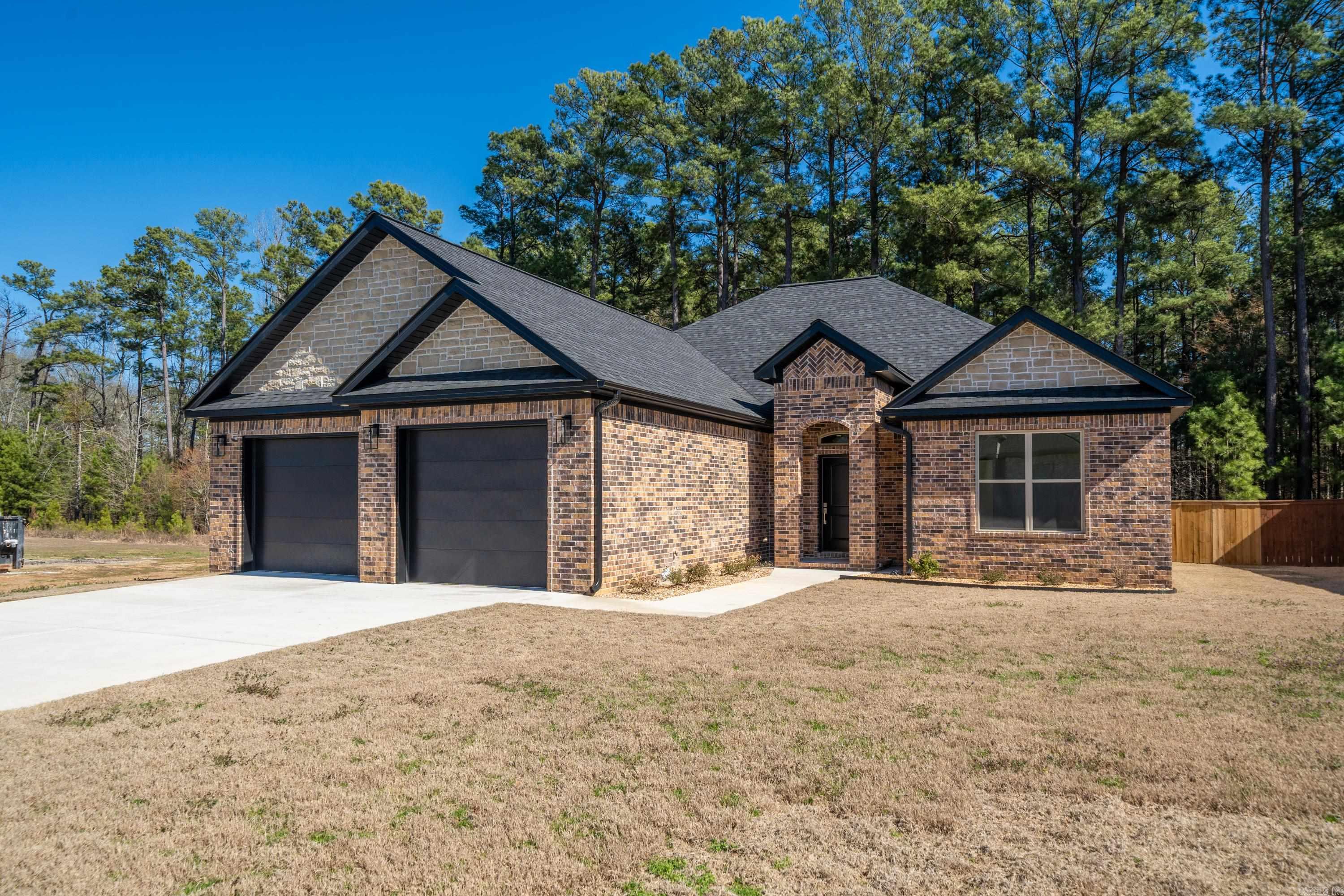 LEGACY POINTE SUB - Residential