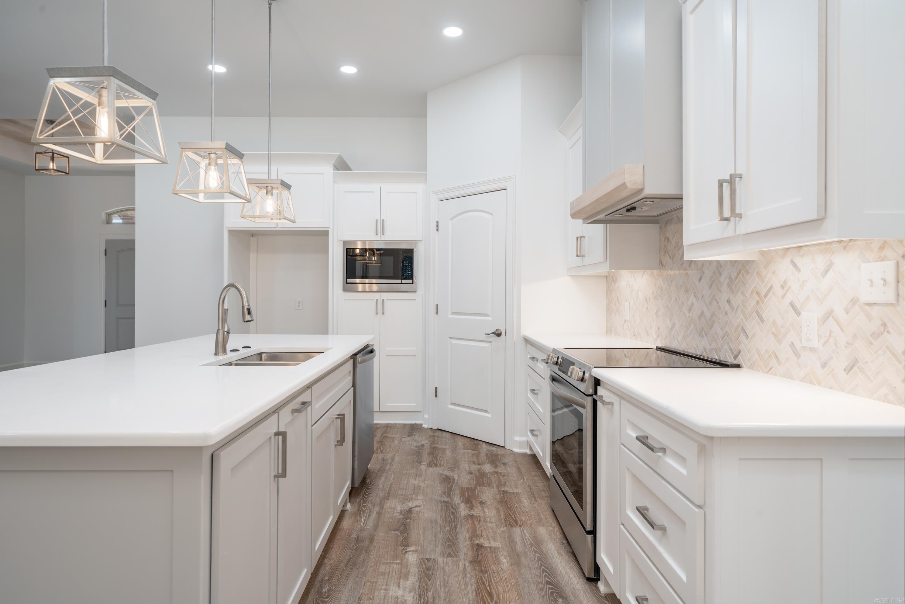 LEGACY POINTE SUB - Residential