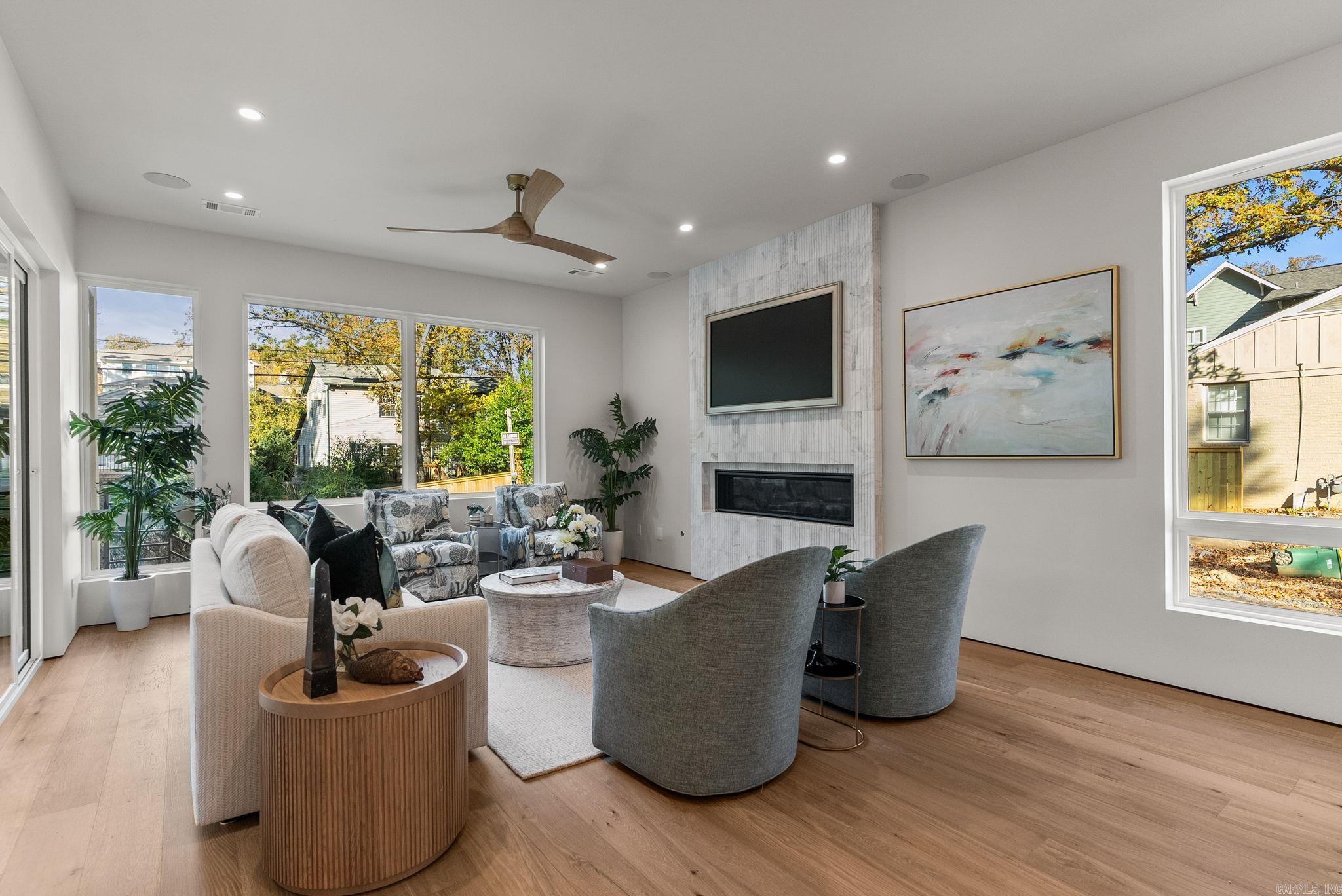 PARK VIEW - Residential