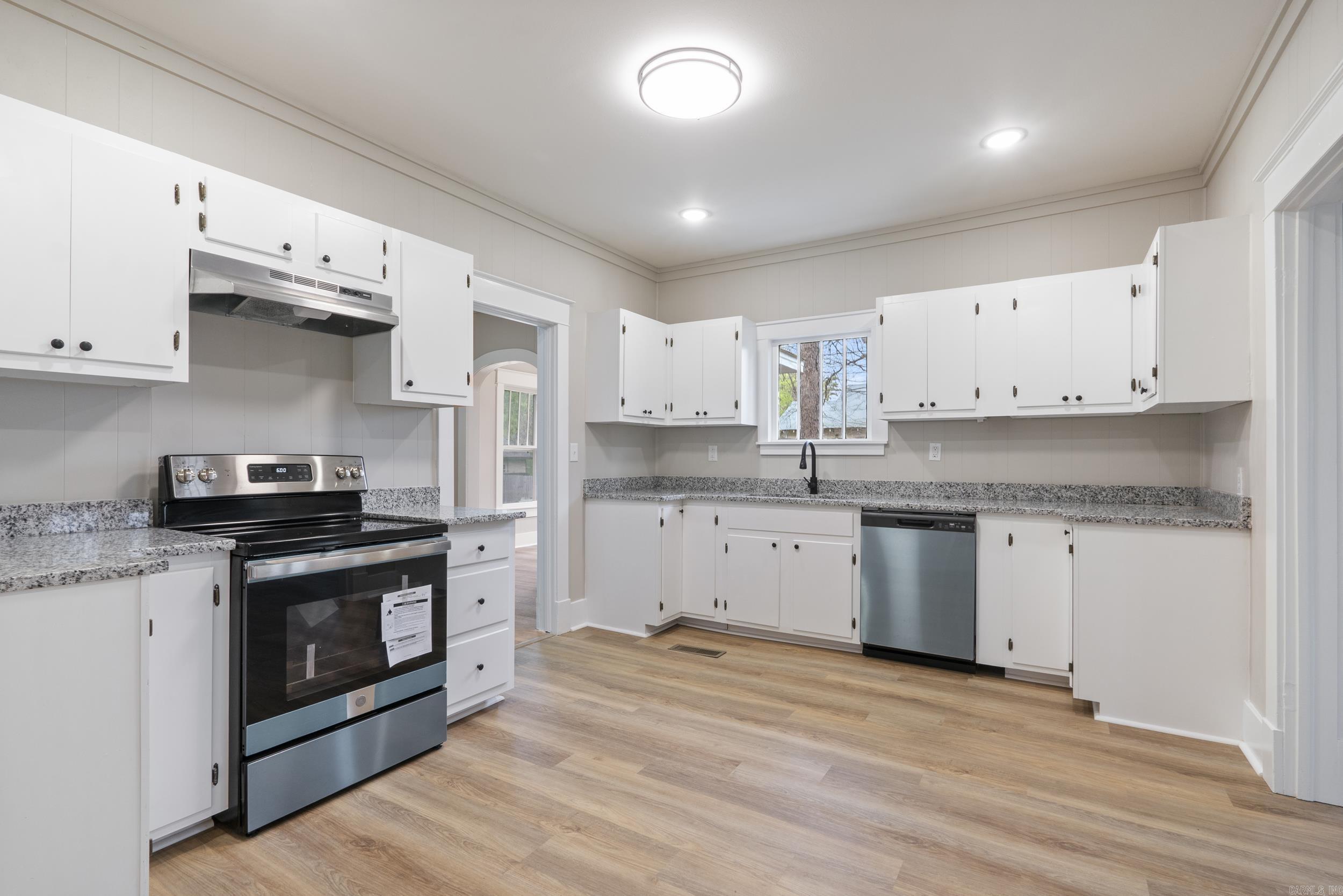GROOMS ADDN - Residential