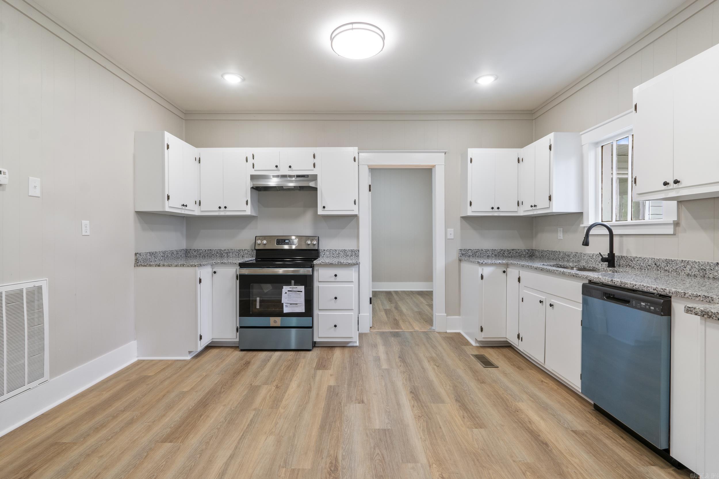 GROOMS ADDN - Residential