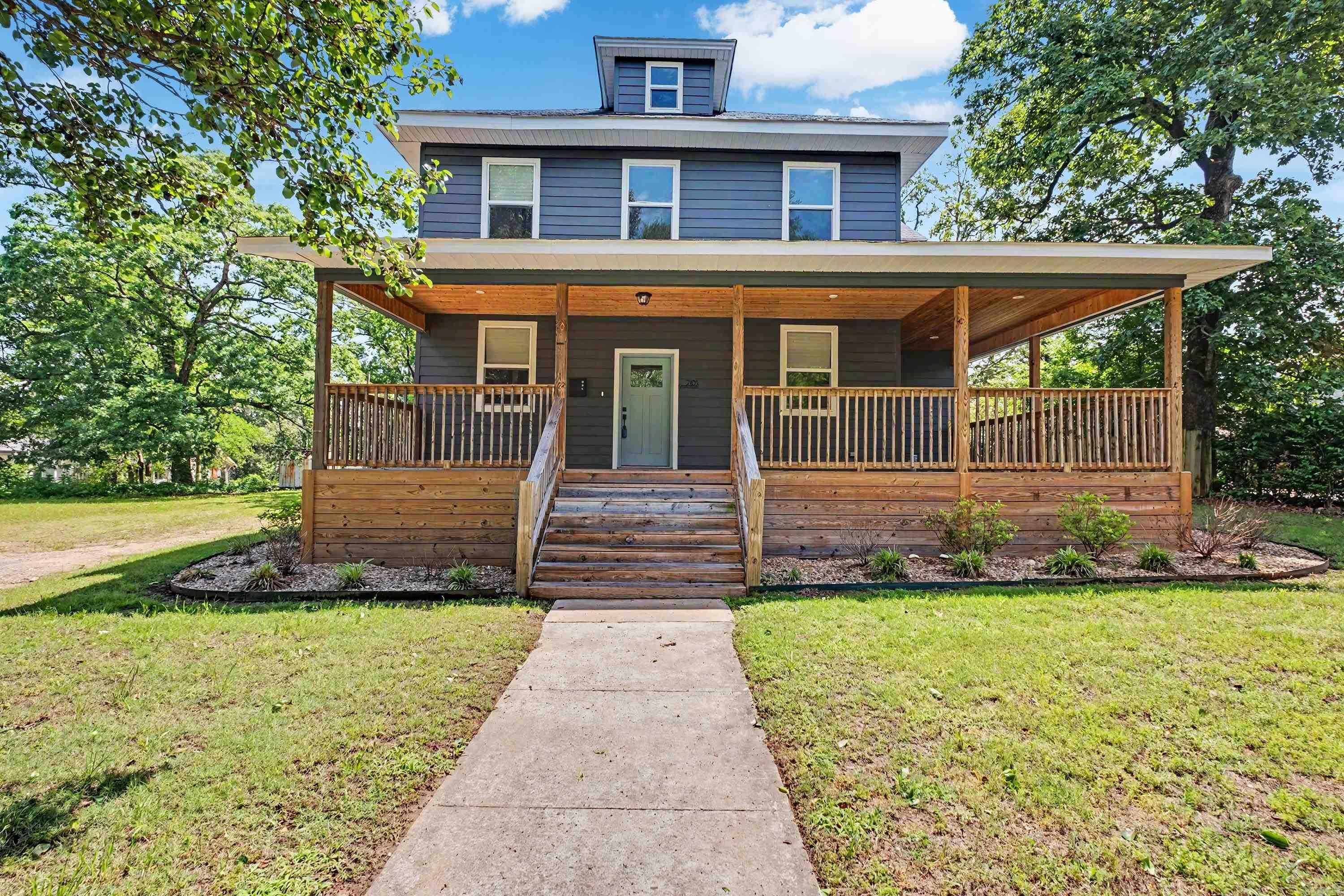 FLEMING & BRADFORD - Residential