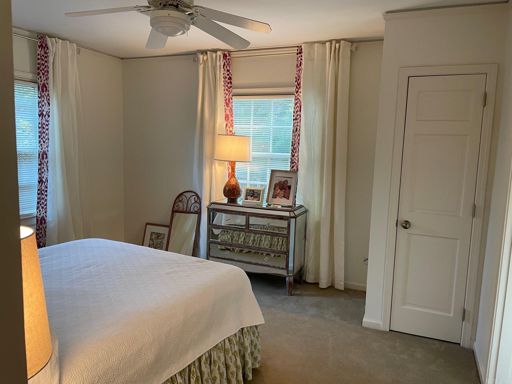 BEVERLY PLACE - Residential