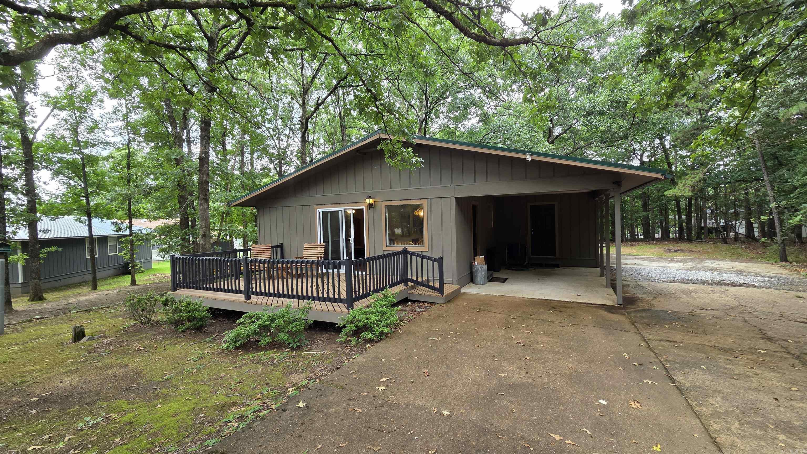 LAKEWOOD - Residential