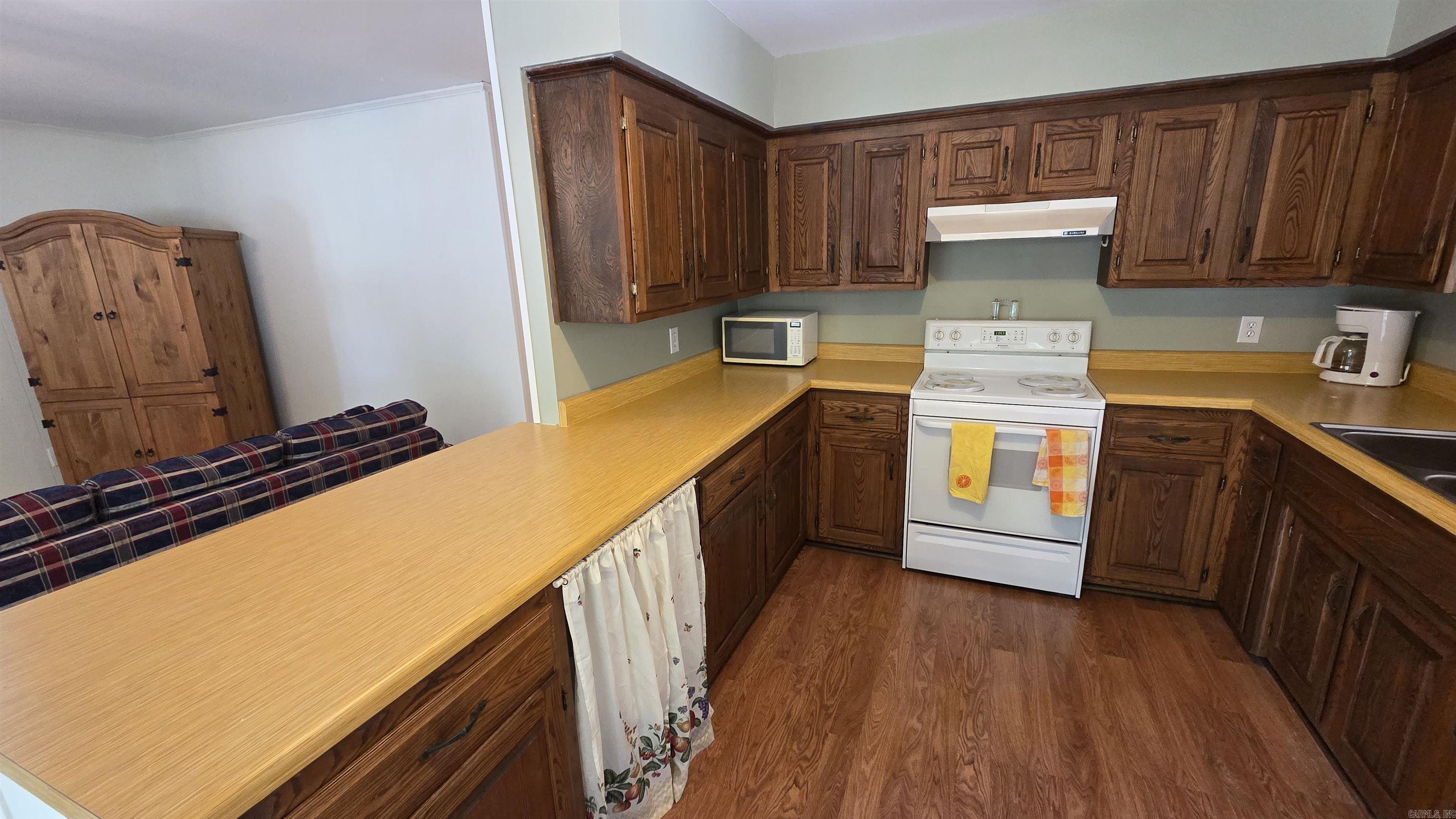 LAKEWOOD - Residential