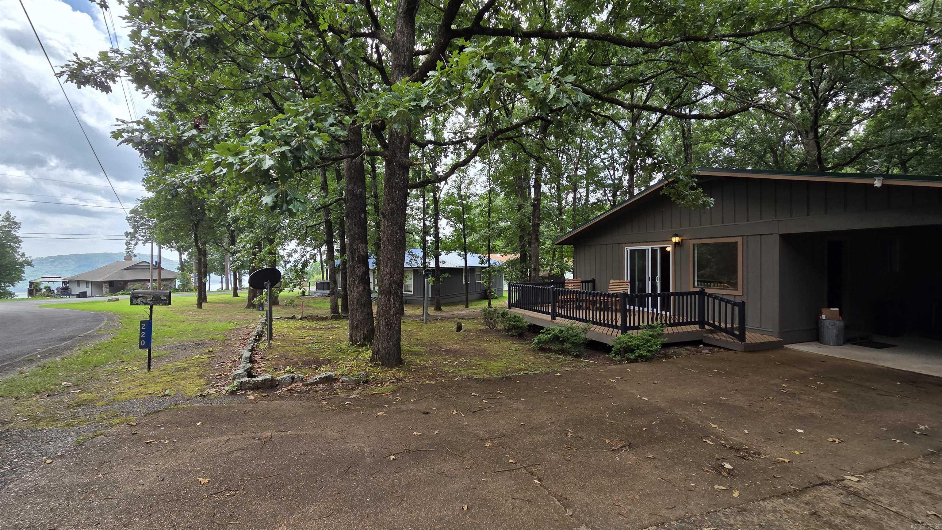 LAKEWOOD - Residential