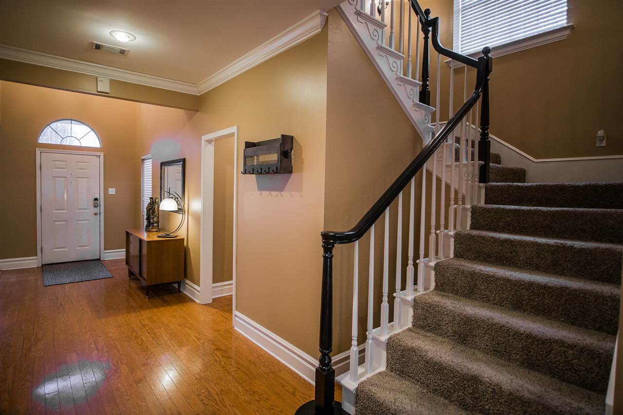 Royal Oaks - Residential