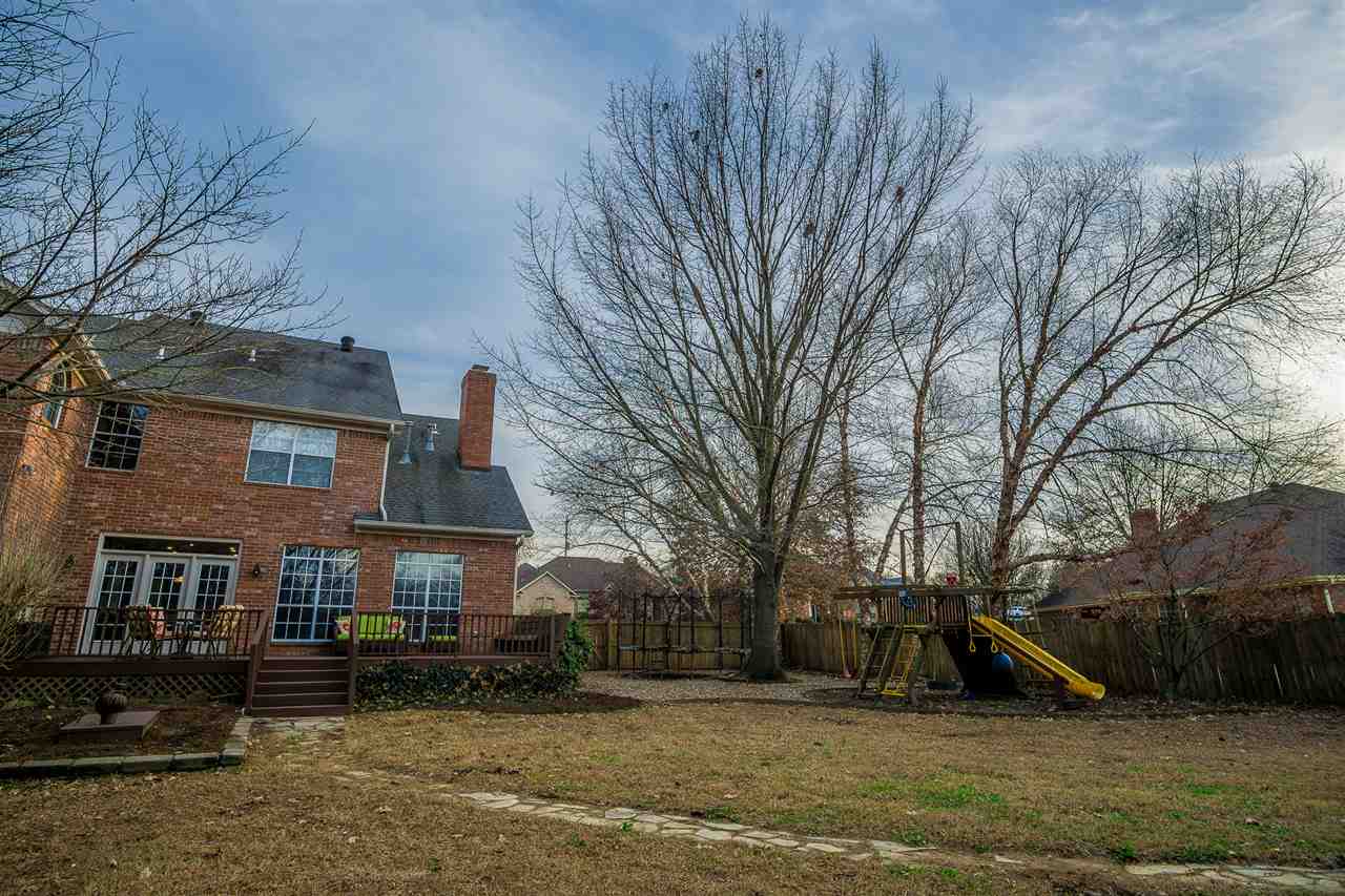 Royal Oaks - Residential