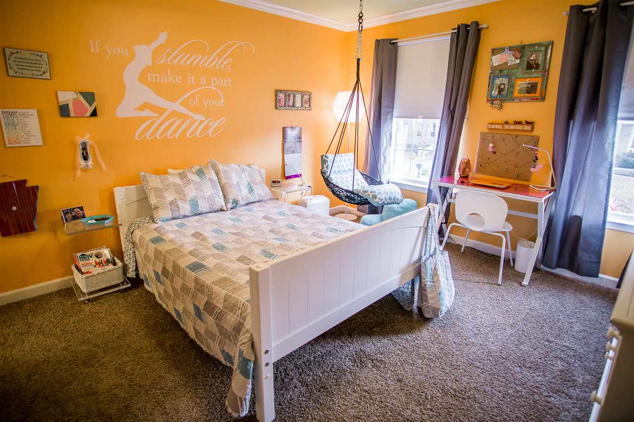 Royal Oaks - Residential