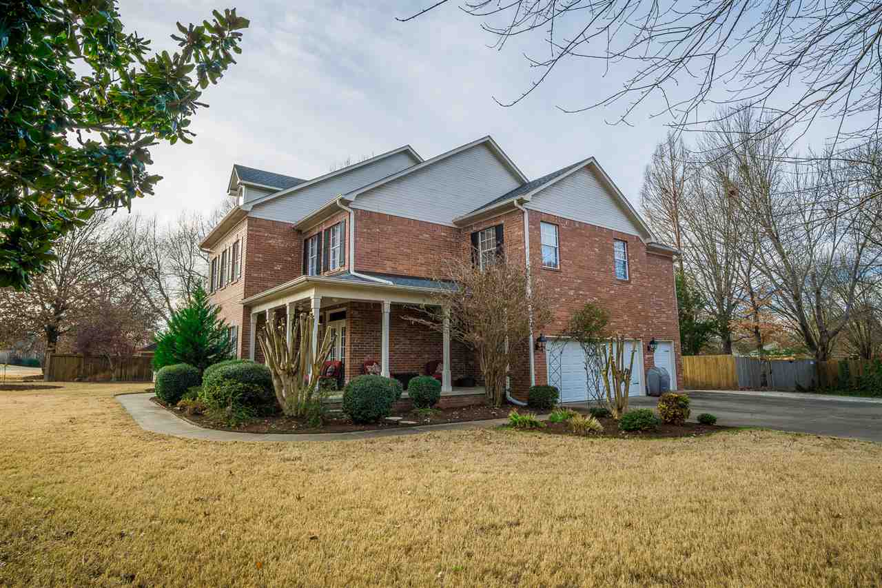 Royal Oaks - Residential