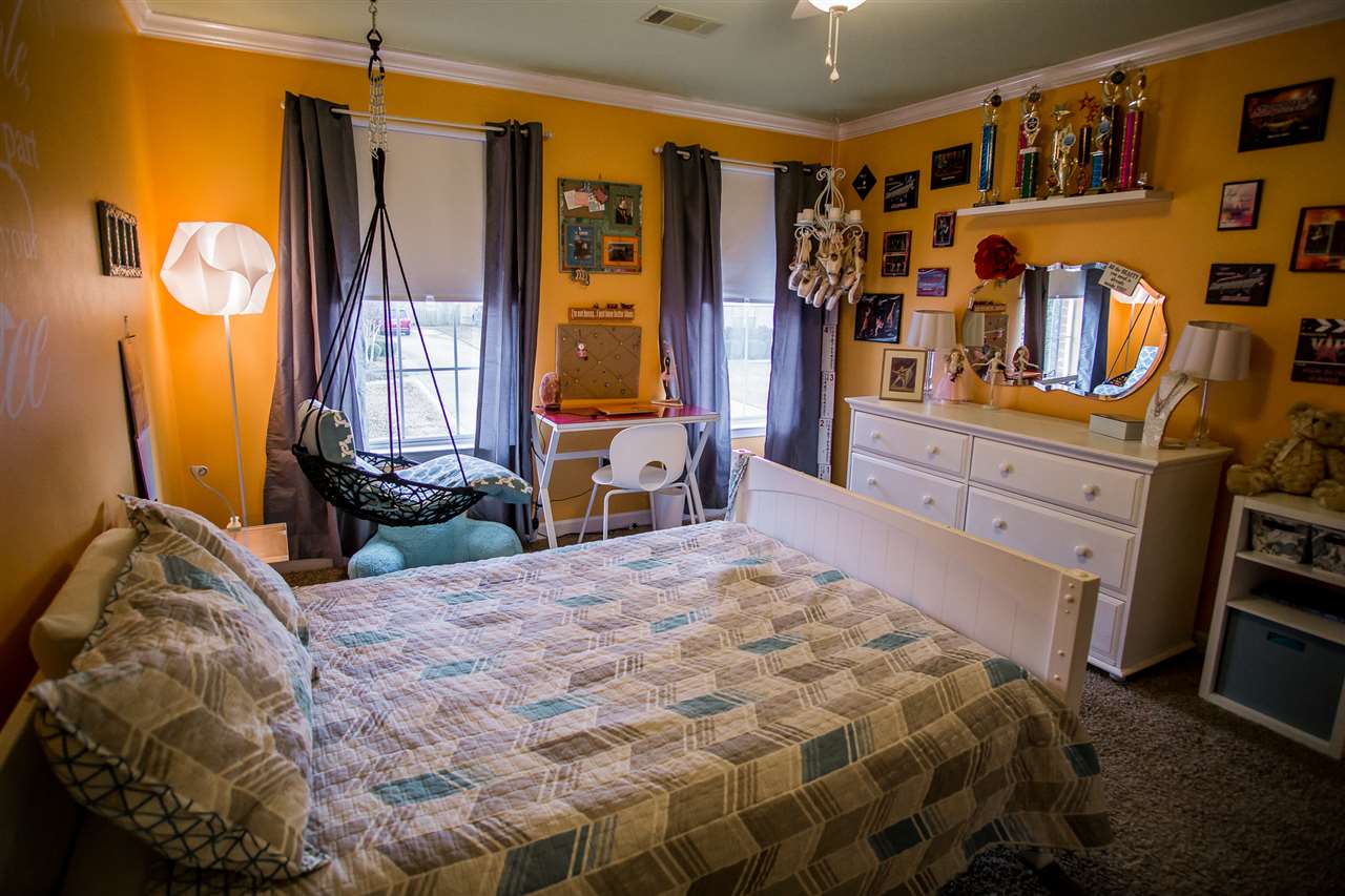 Royal Oaks - Residential