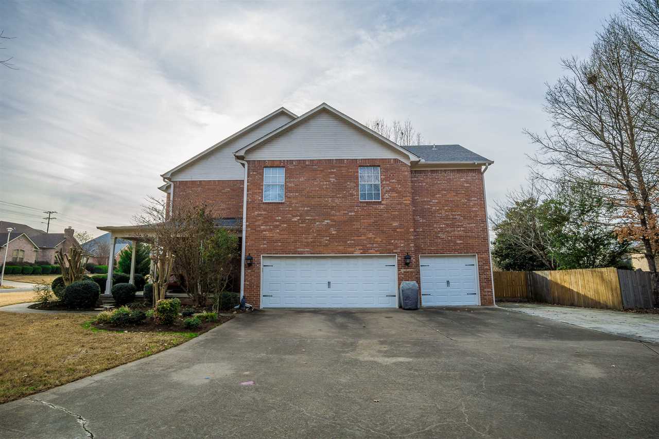 Royal Oaks - Residential