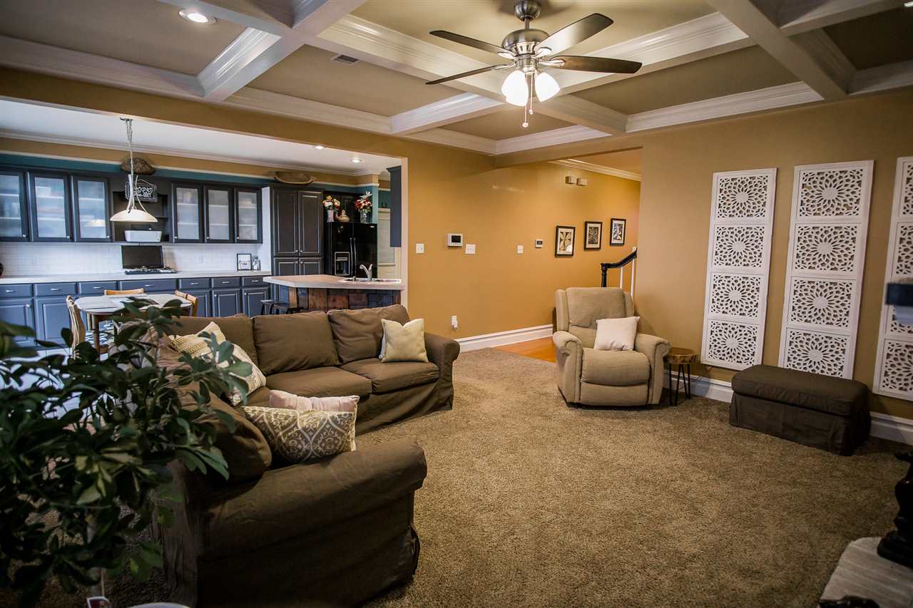 Royal Oaks - Residential