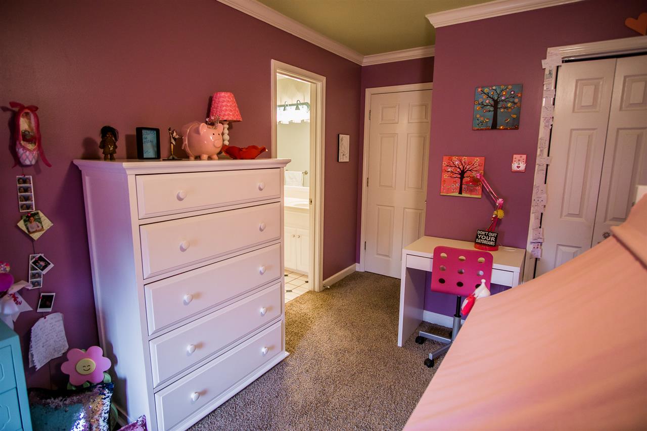Royal Oaks - Residential