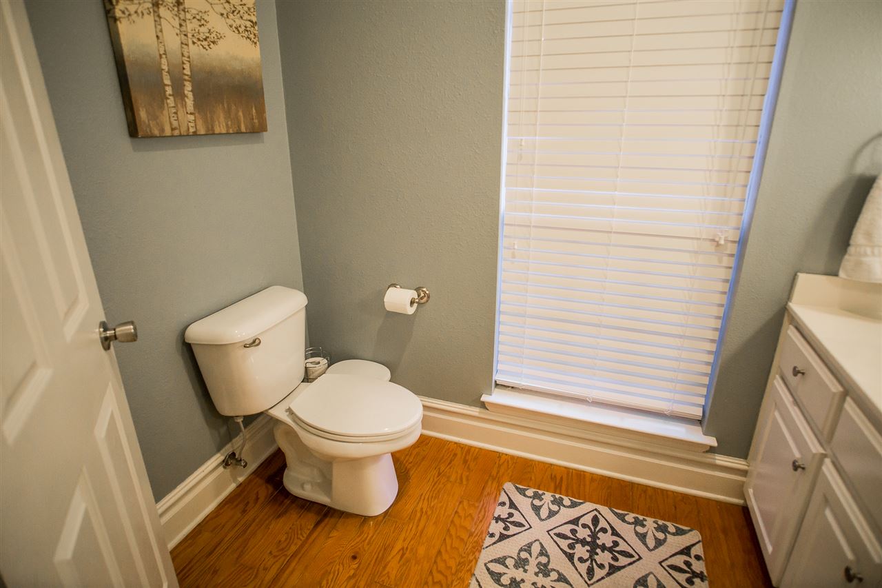 Royal Oaks - Residential