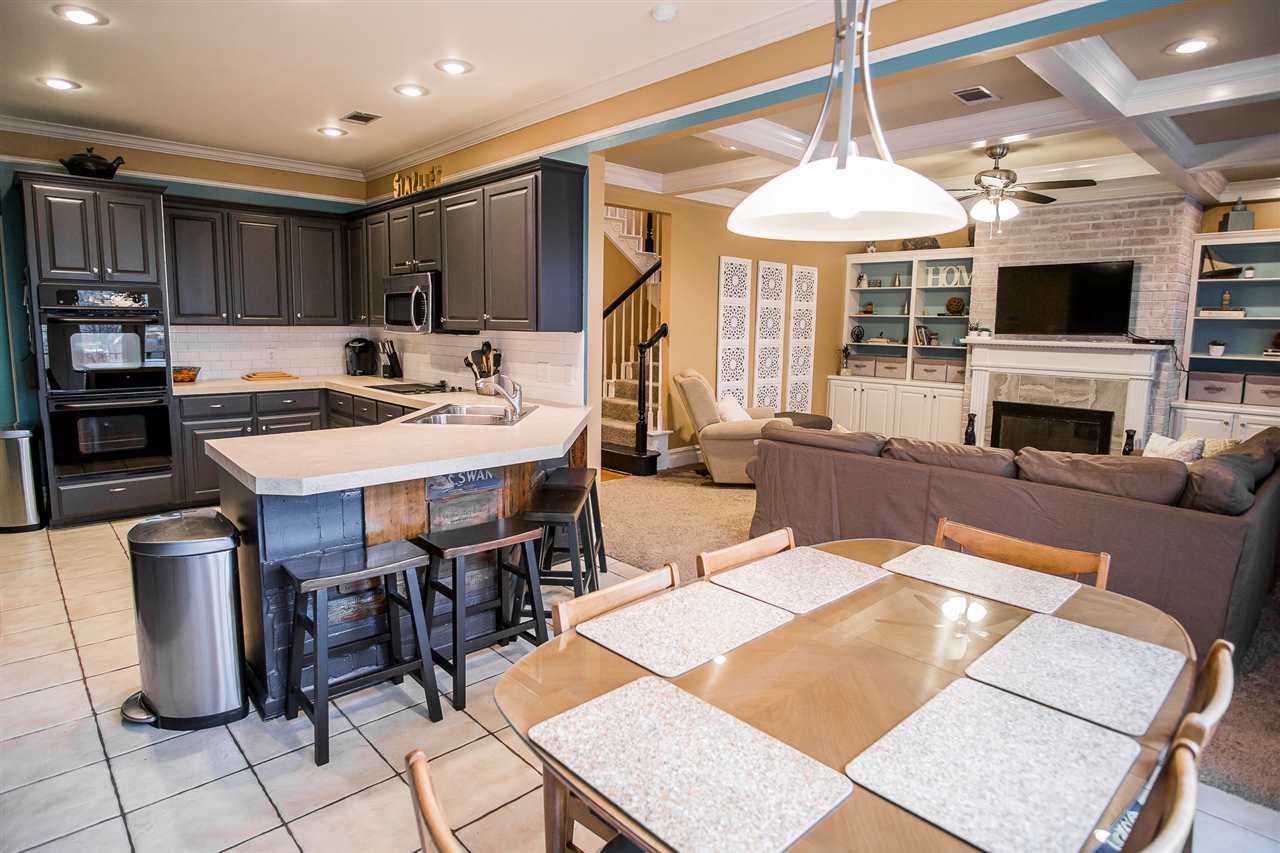 Royal Oaks - Residential