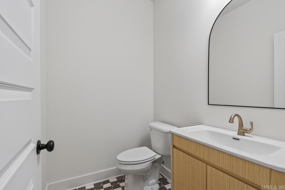 DETONTI PLACE PHASE I - Residential