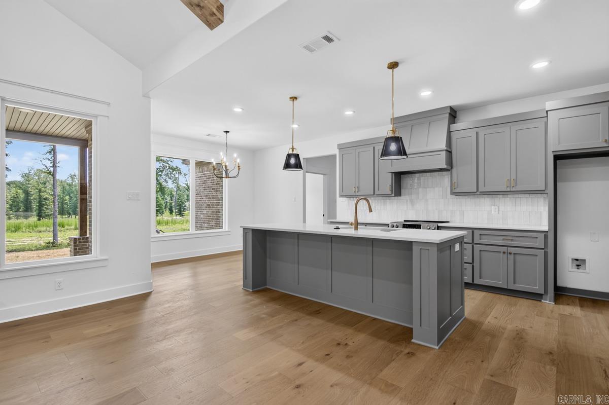 DETONTI PLACE PHASE I - Residential