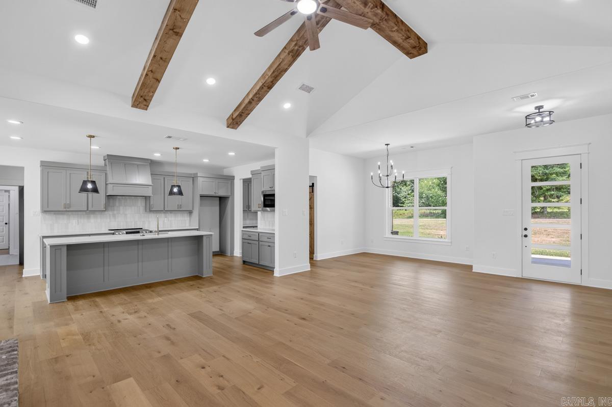 DETONTI PLACE PHASE I - Residential