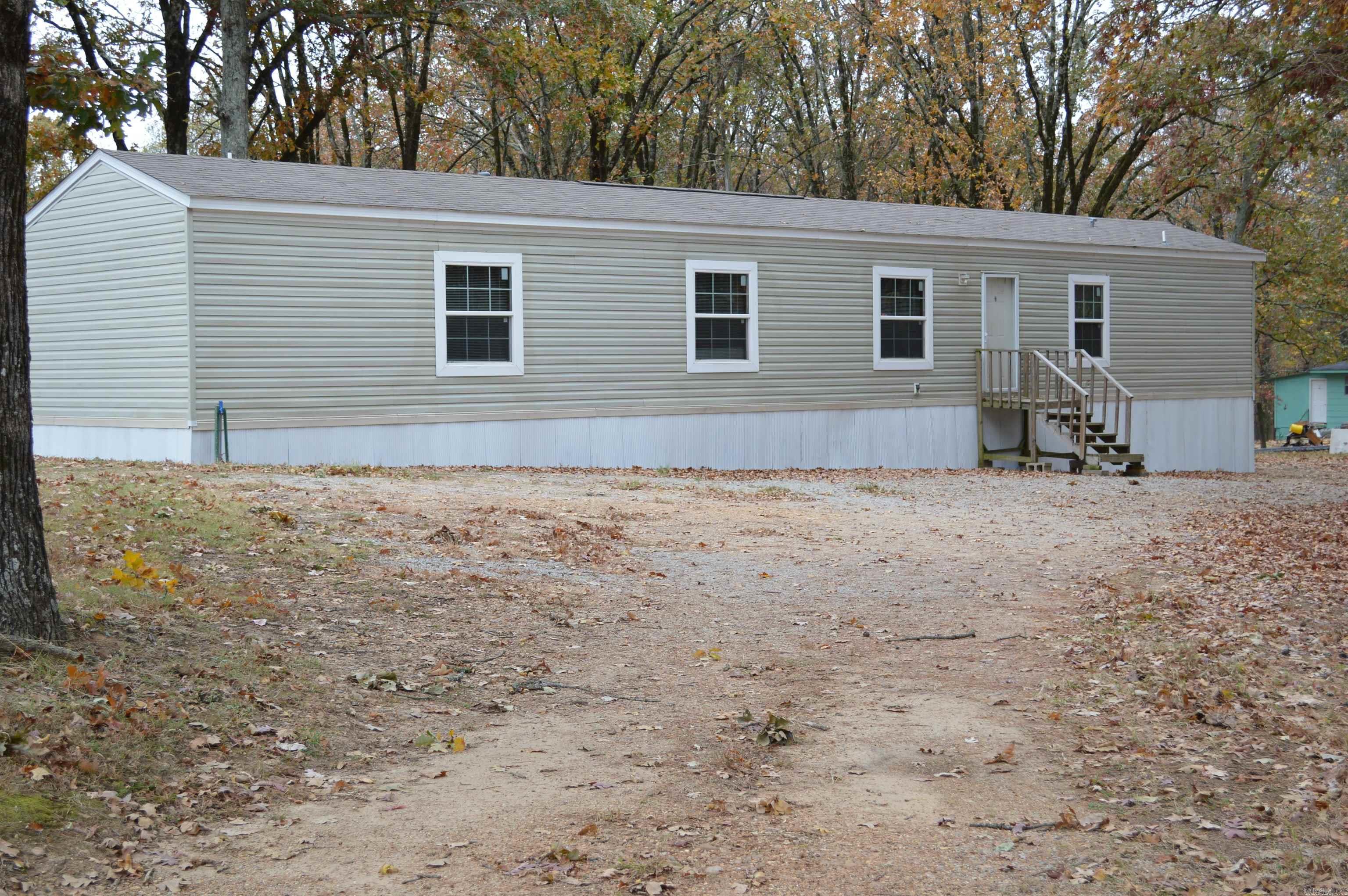 Located on scenic Crowley's Ridge just a few miles form Lake Poinsett State Park.