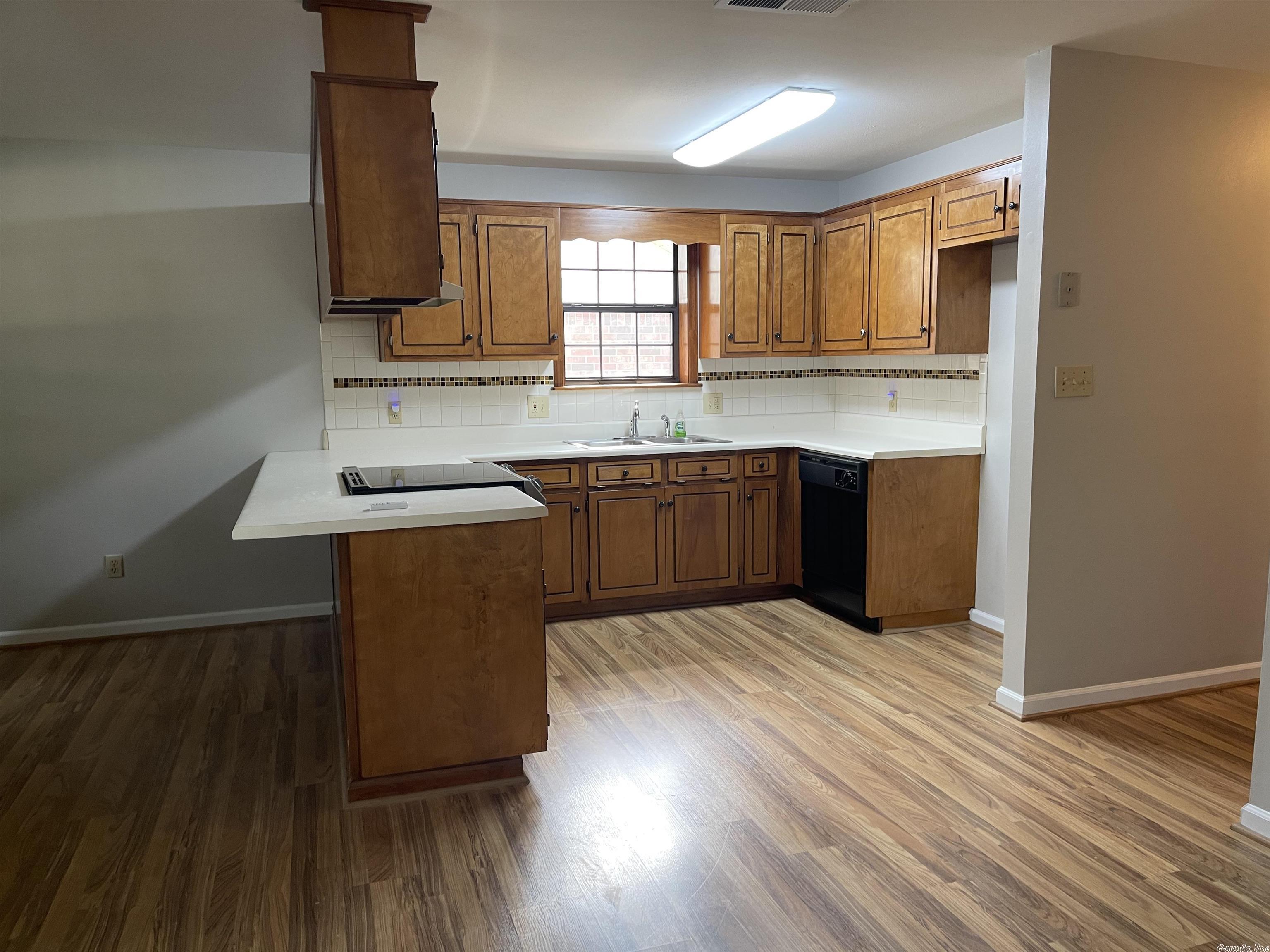 MARI-LINN ADD - Residential