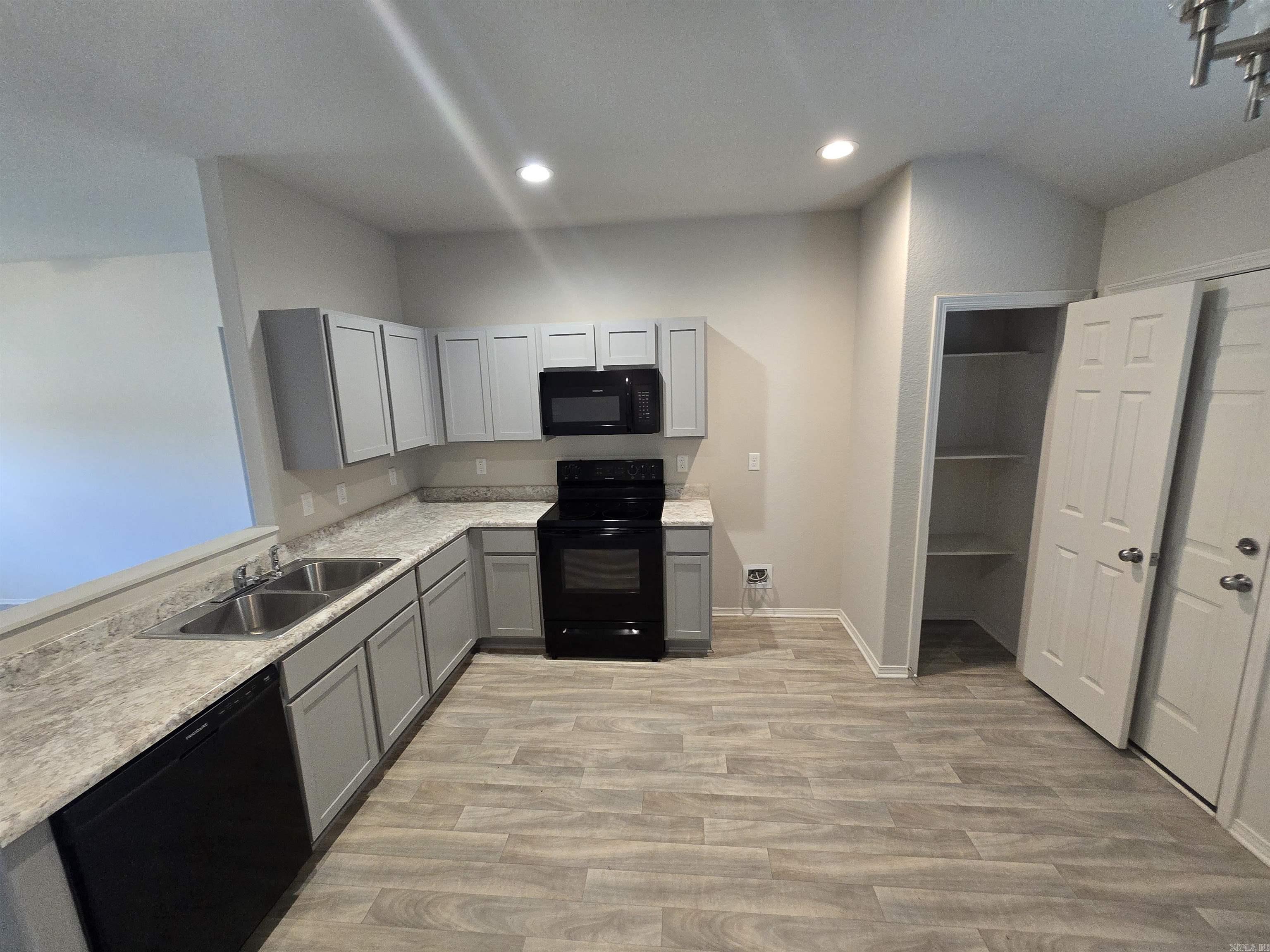 Homestead - Residential Lease