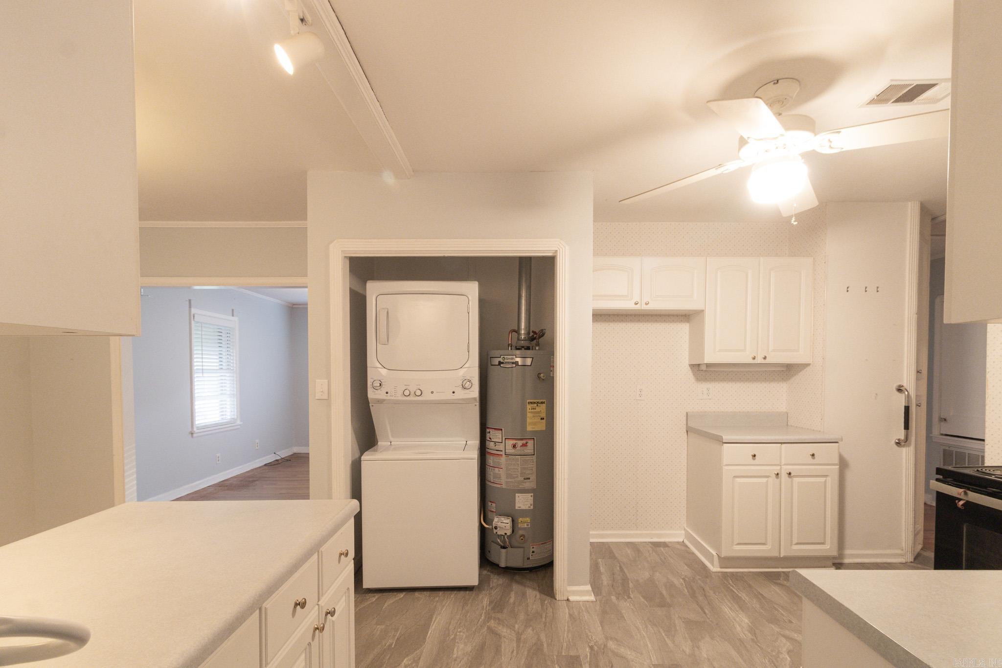 TEMPLES 3RD - Residential