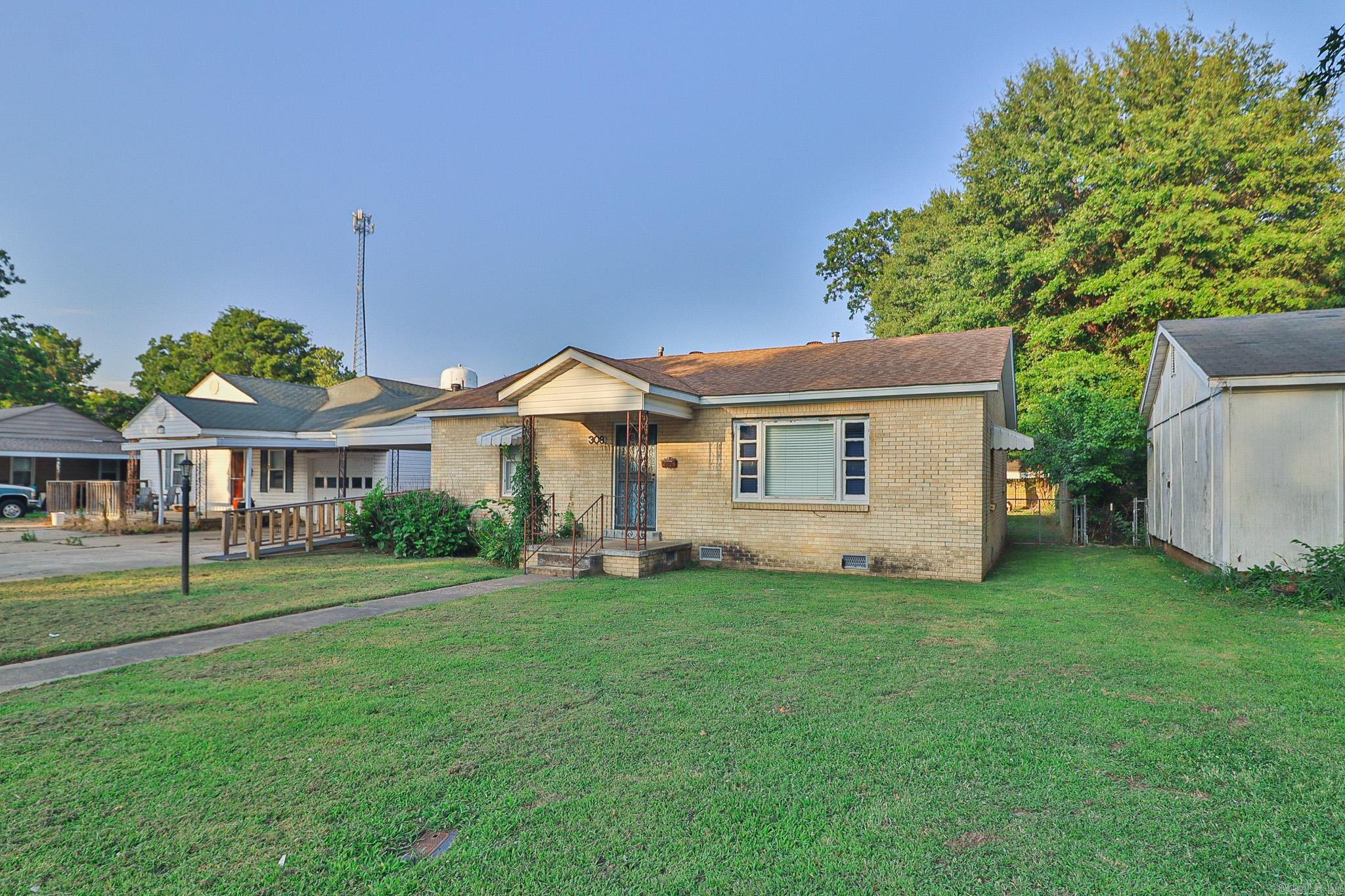 TEMPLES 3RD - Residential