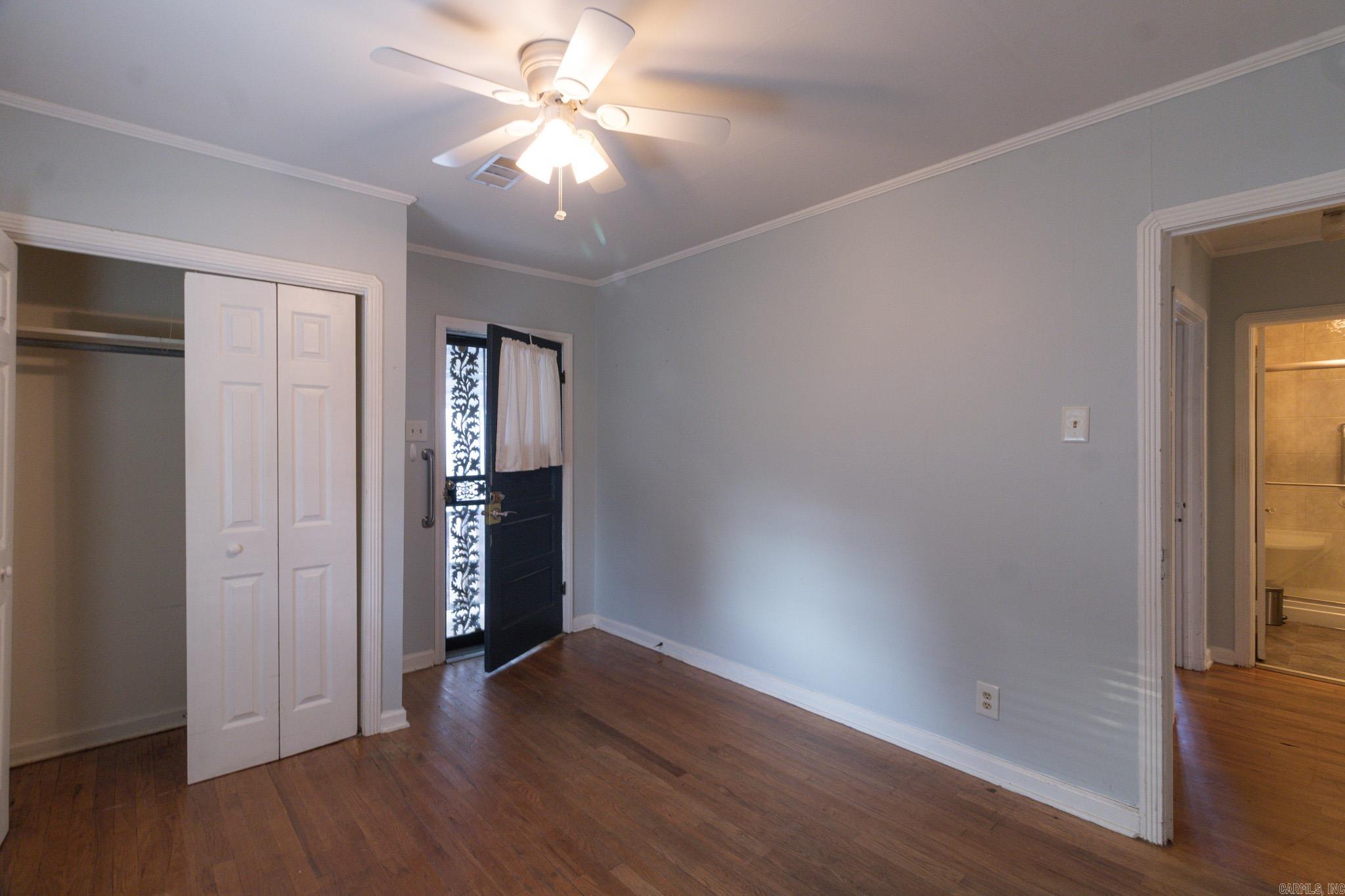 TEMPLES 3RD - Residential